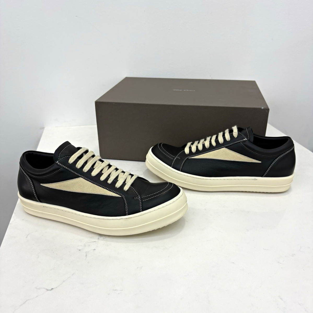 Rick Owens Vintage Sneaks Black/Milk Leather Lace-Up Sneakers Men\'s EU 41