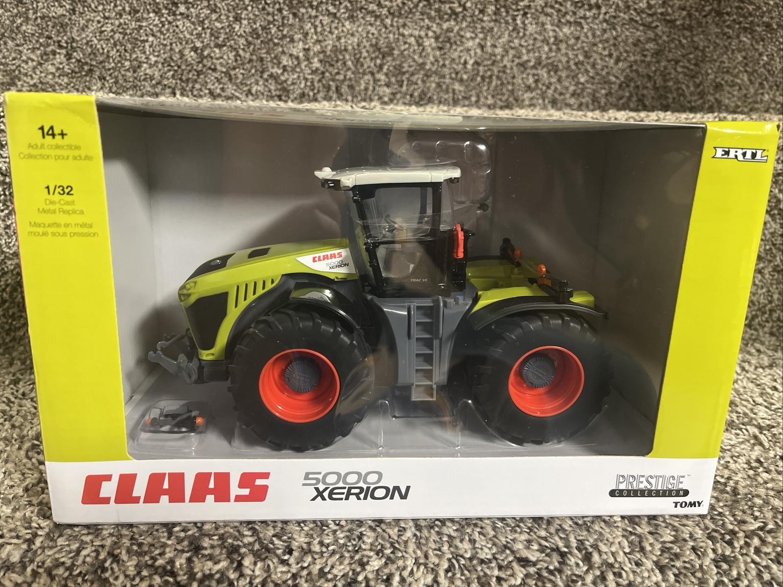 2022 ERTL 1:32 CLAAS 5000 XERION 4WD Tractor PRESTIGE COLLECTION NEW 2022 ERTL 1:32 CLAAS 5000 XERION 4WD Tractor PRESTIGE COLLECTION NEW