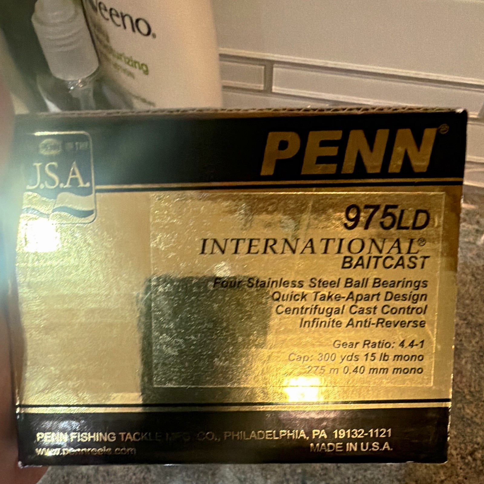 Penn International 975LD Lever Drag Baitcast Reel Right 4.4:1 20lb 15/300 NEW Penn International 975LD Lever Drag Baitcast Reel Right 4.4:1 20lb 15/300 NEW