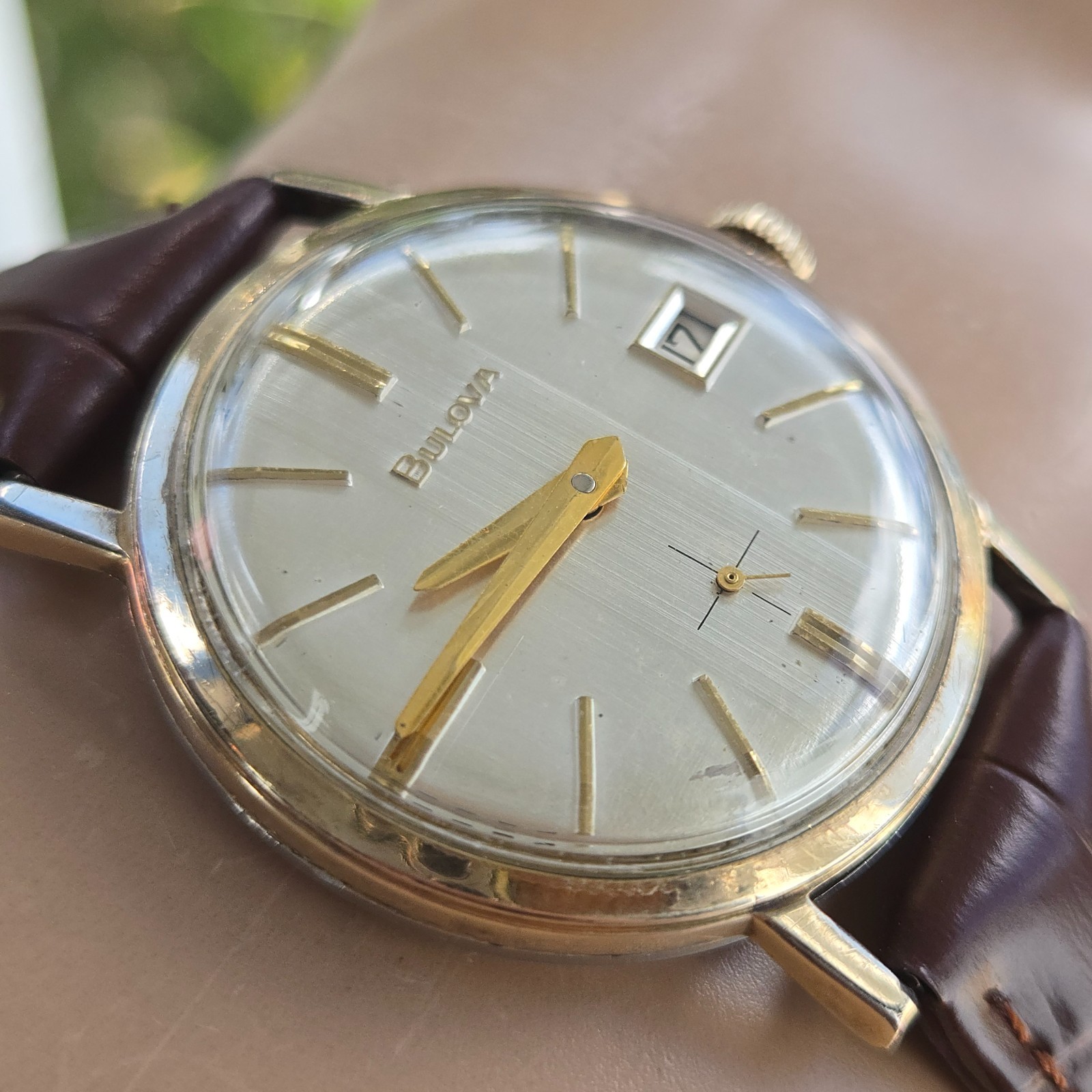 Vintage BULOVA DATE KING mens manual wind watch 11BLD Linen dial 1969 G2U Vintage BULOVA DATE KING mens manual wind watch 11BLD Linen dial 1969 G2U