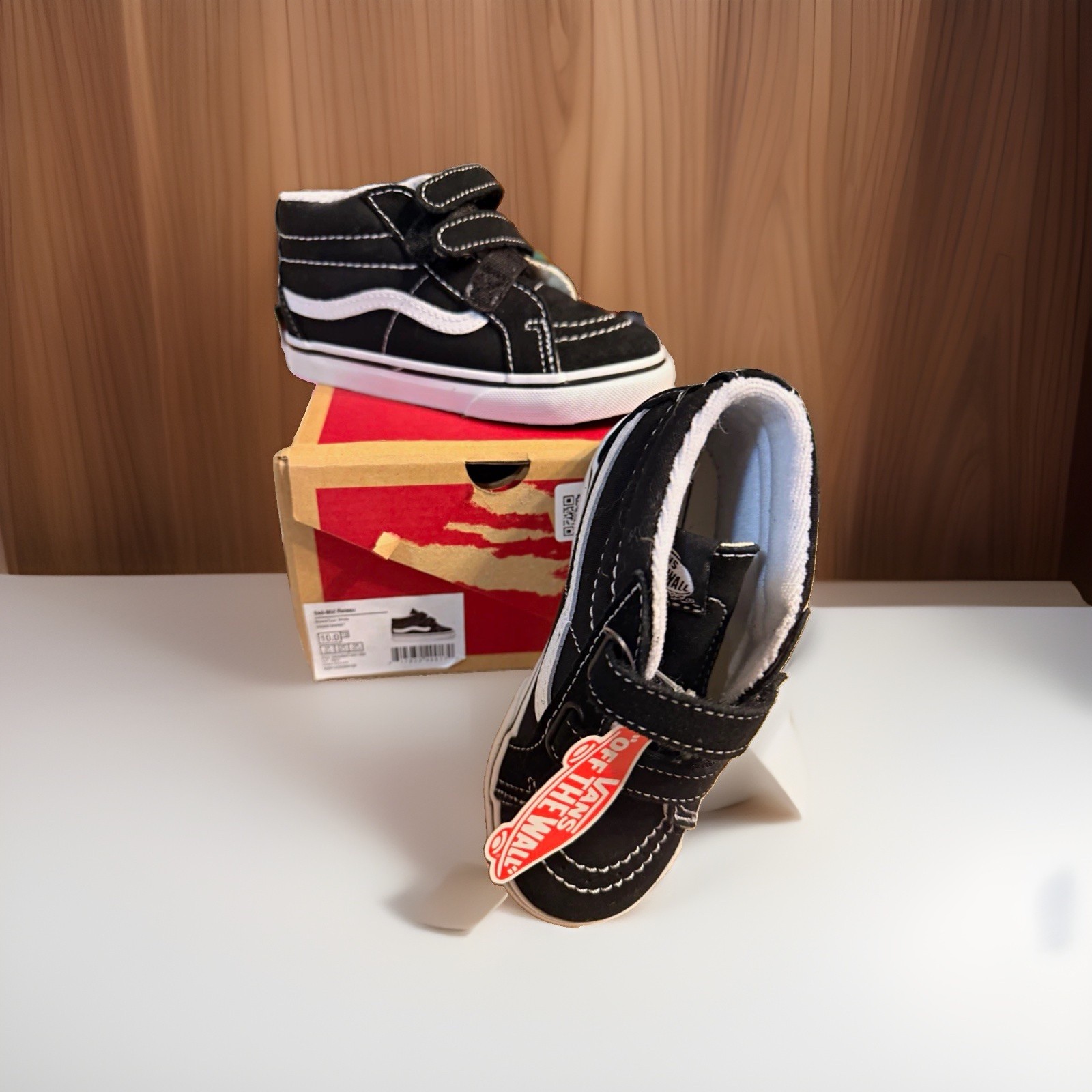 VANS Sk8-Mid Black/White Suede High Top Hook & Loop Sneakers US 10 VANS Sk8-Mid Black/White Suede High Top Hook & Loop Sneakers US 10