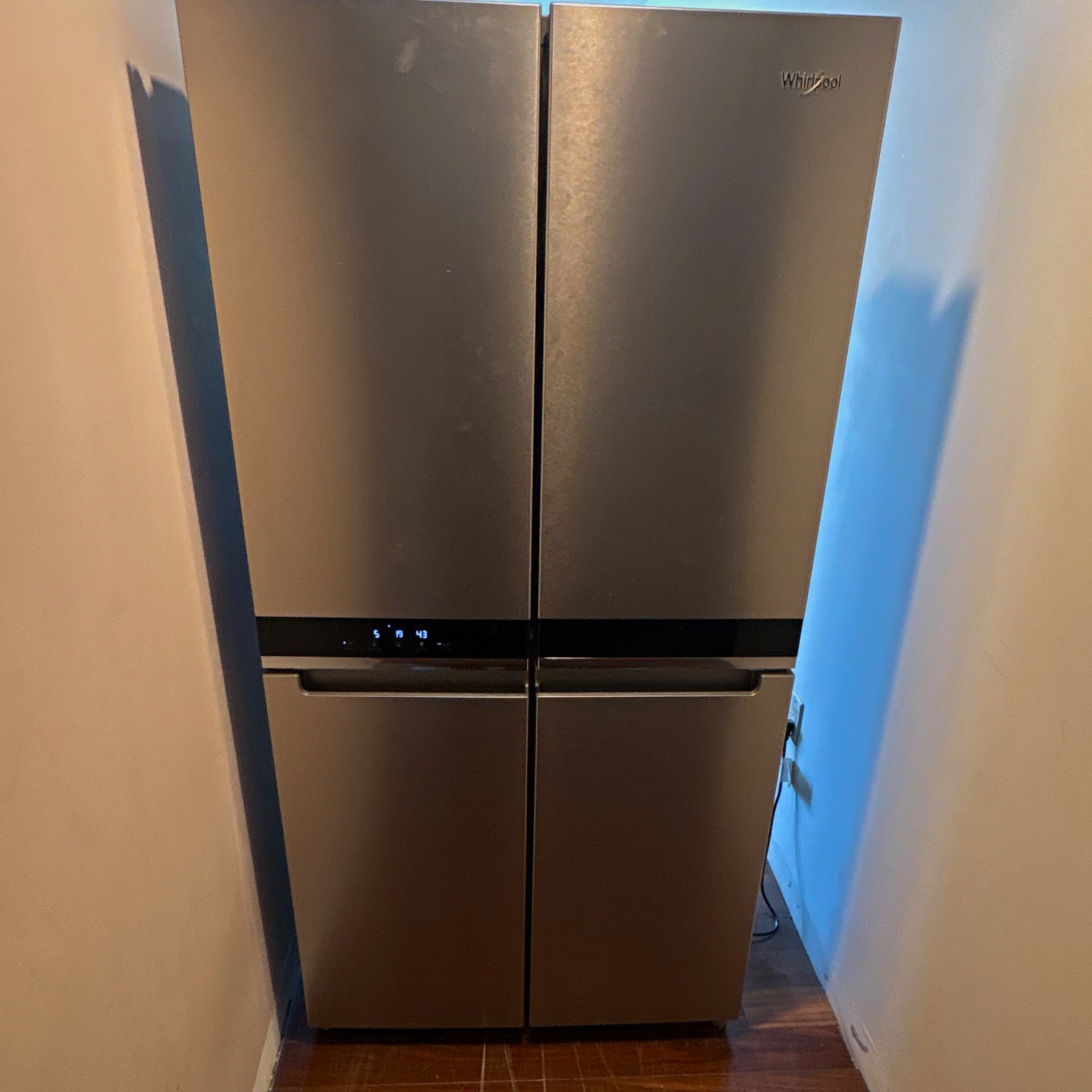Whirlpool 4-Door French Door Refrigerator Freestanding Frost-Free Gray Display Whirlpool 4-Door French Door Refrigerator Freestanding Frost-Free Gray Display