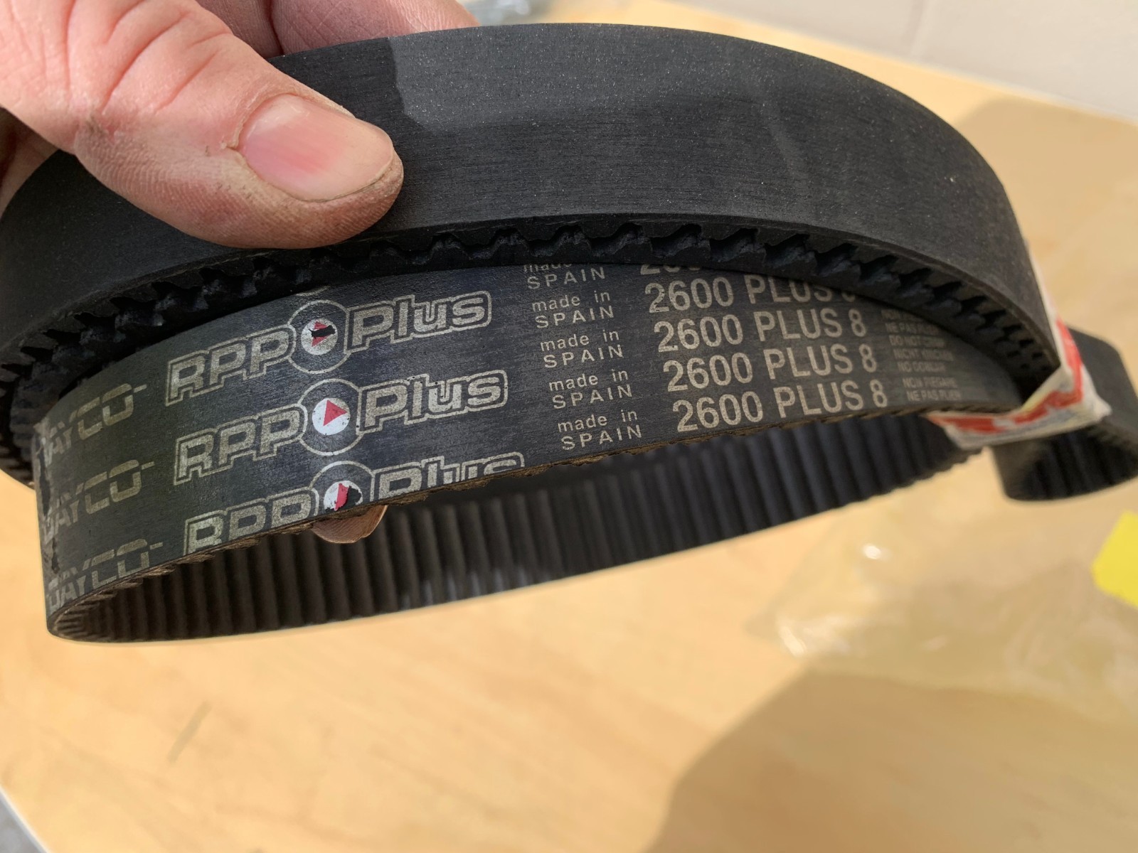 Dayco Isoran RPP 2600 PLUS 8 216 high-performance synchronous timing belt QTY 1 Dayco Isoran RPP 2600 PLUS 8 216 high-performance synchronous timing belt QTY 1