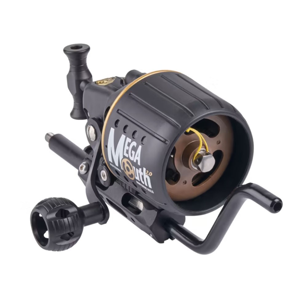 AMS BOWFISHING MegaMouth 2.0 Bowfishing Reel, Hex Through-Tube Rod, Mount