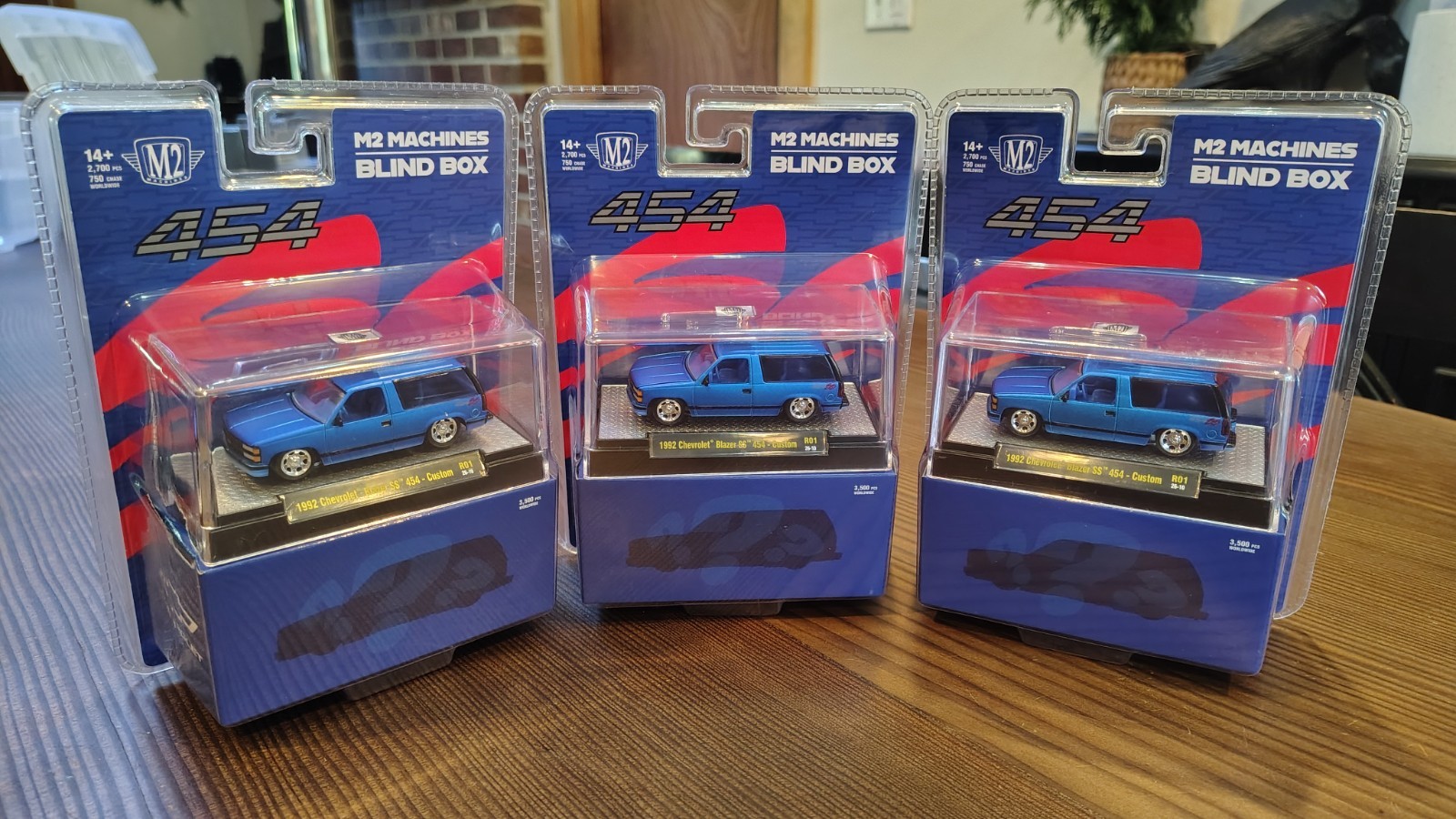 M2 Machines 1992 Chevrolet Blazer SS 454 Blind Box Blue Diecast 1:64 Sealed M2 Machines 1992 Chevrolet Blazer SS 454 Blind Box Blue Diecast 1:64 Sealed