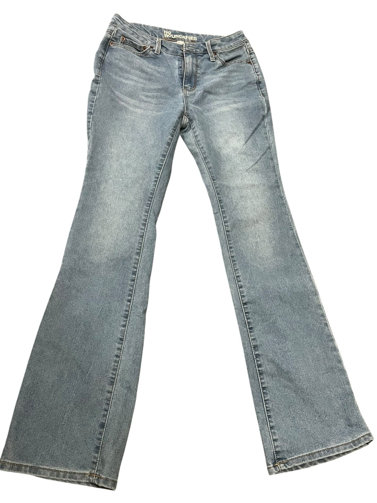 No Boundaries Women\'s Medium Wash Bootcut Jeans Size 6