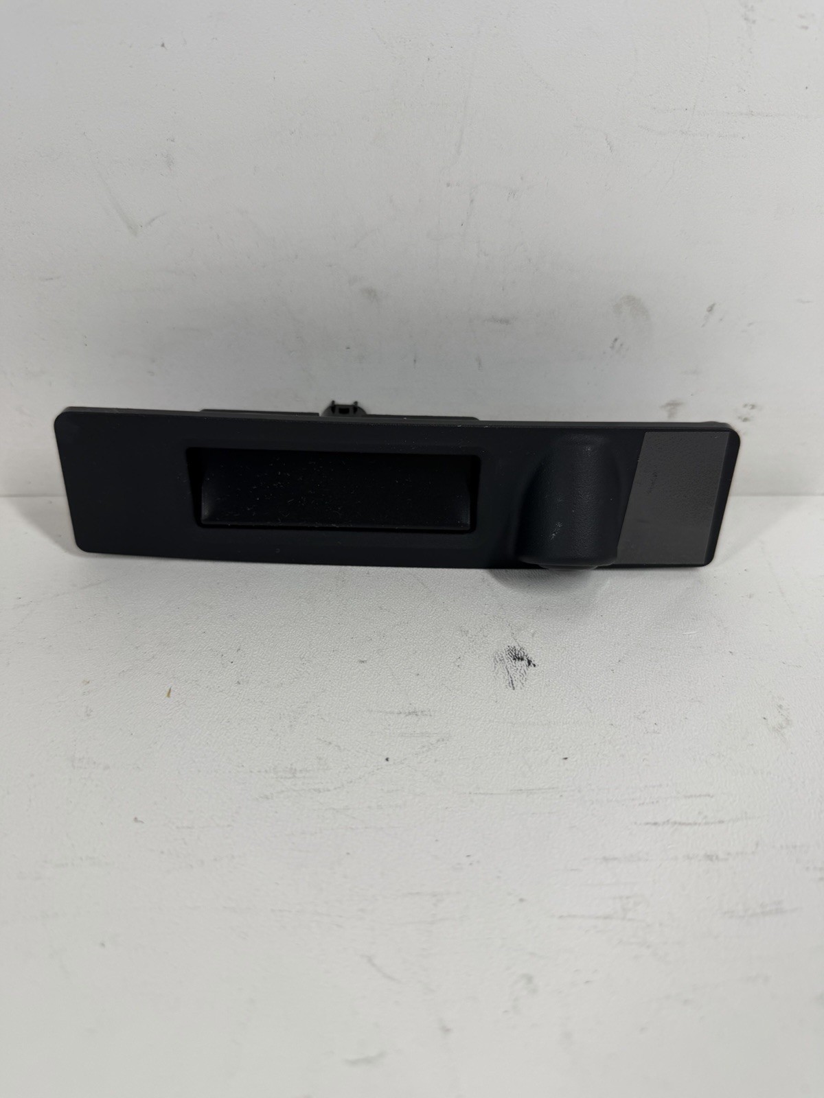17-23 Tesla model 3 Y OEM TRUNK HANDLE REAR CAMERA ASSEMBLY 1095949-00-E