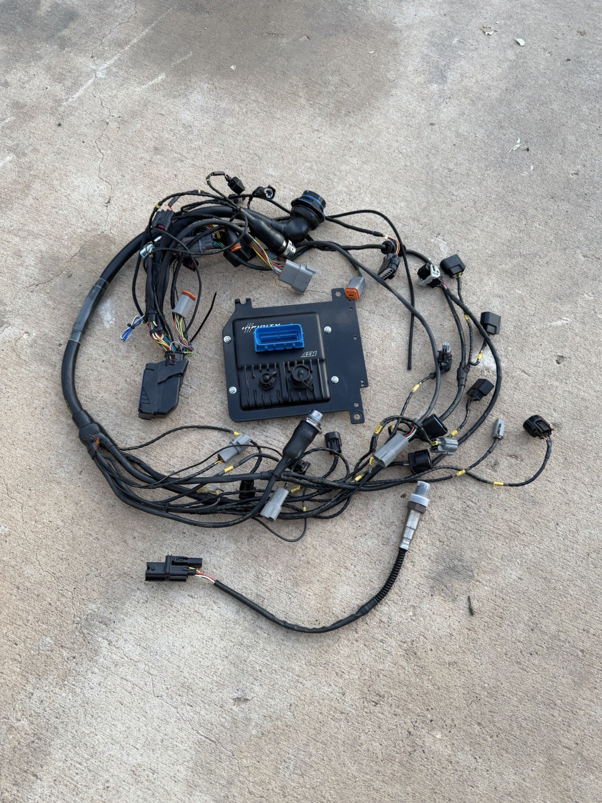 00-05 Honda S2000 AEM Infinity Ecu And Full Wirework Milspec Harness. 00-05 Honda S2000 AEM Infinity Ecu And Full Wirework Milspec Harness.