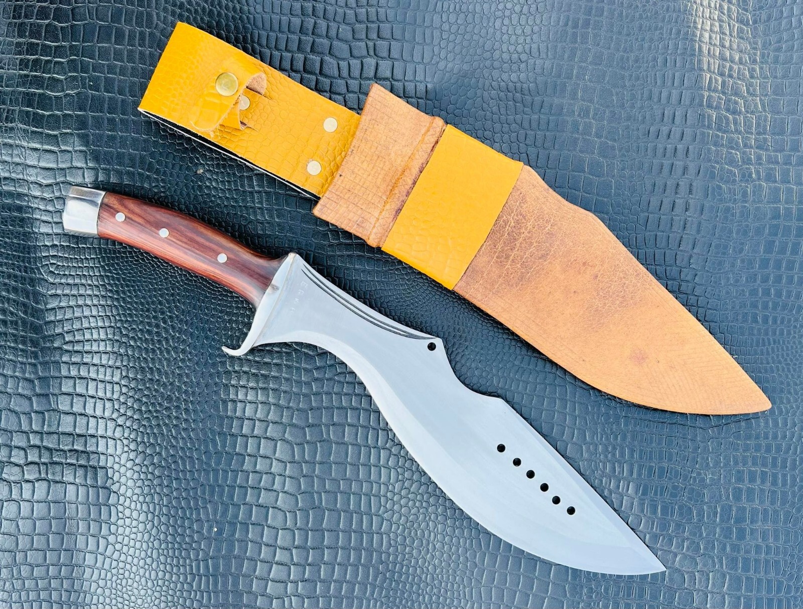 EGKH-13 inches Blade Eli Kukri-Hand forged Knife-Real working-Full tang-Heavy EGKH-13 inches Blade Eli Kukri-Hand forged Knife-Real working-Full tang-Heavy
