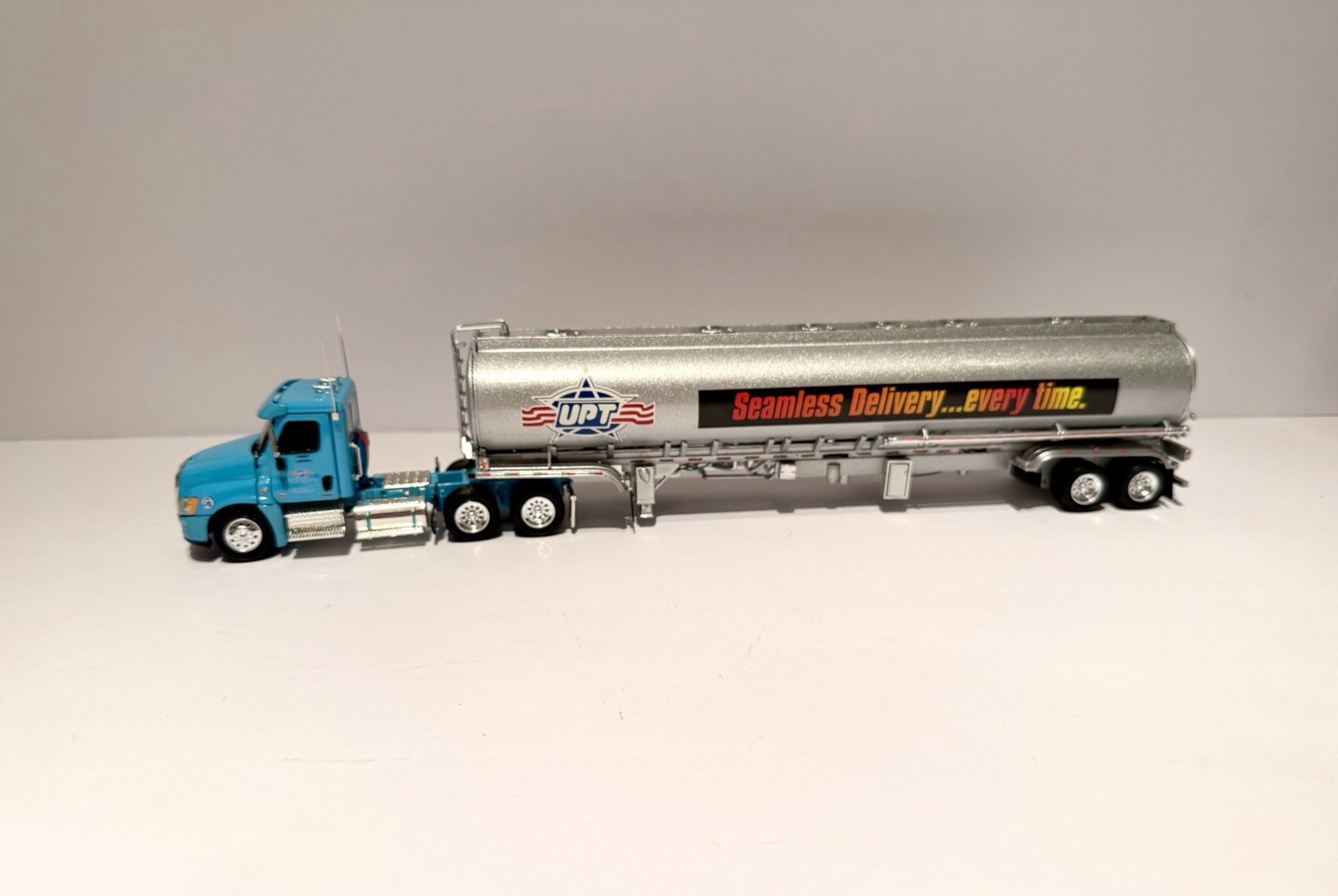 Tonkin Replicas 1:53 Freightliner Cascadia UPT Tanker Truck READ DESC.