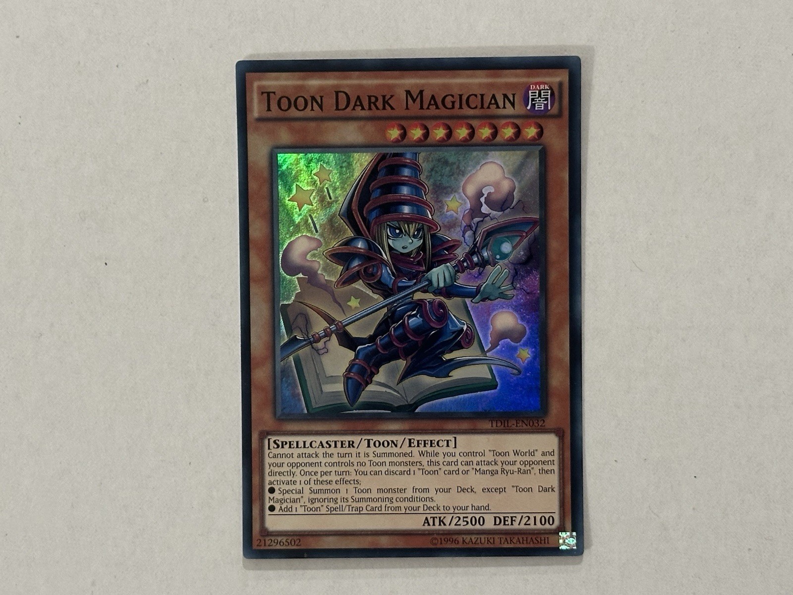 *** TOON DARK MAGICIAN *** SUPER RARE MINT/NM TDIL-EN032 YUGIOH *** TOON DARK MAGICIAN *** SUPER RARE MINT/NM TDIL-EN032 YUGIOH