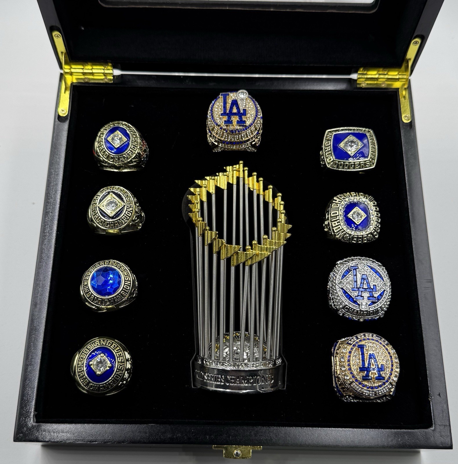 NEW LOS ANGELES DODGERS ALL 9 WORLD SERIES RING +TROPHY SET KERSHAW FREEMAN YAMA