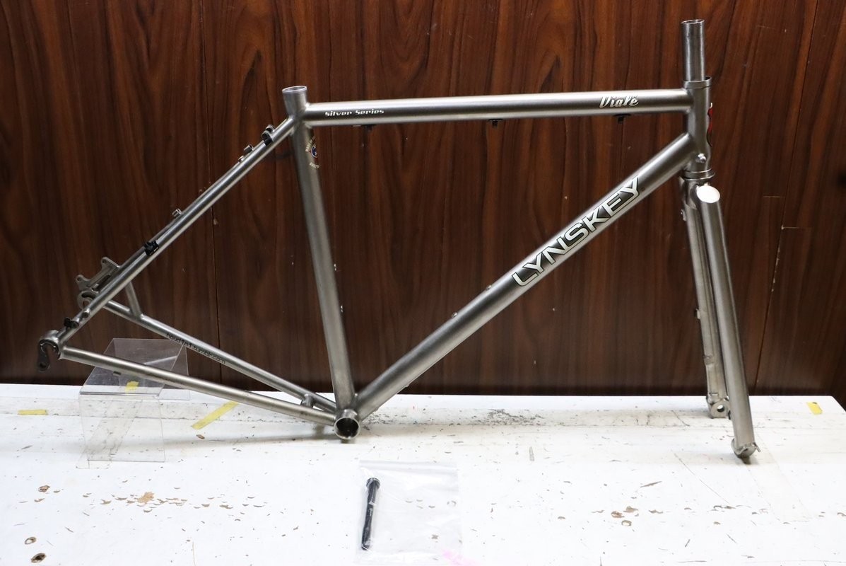 LYNSKEY Viale Disc Touring Silver Series Titanium Frame SM