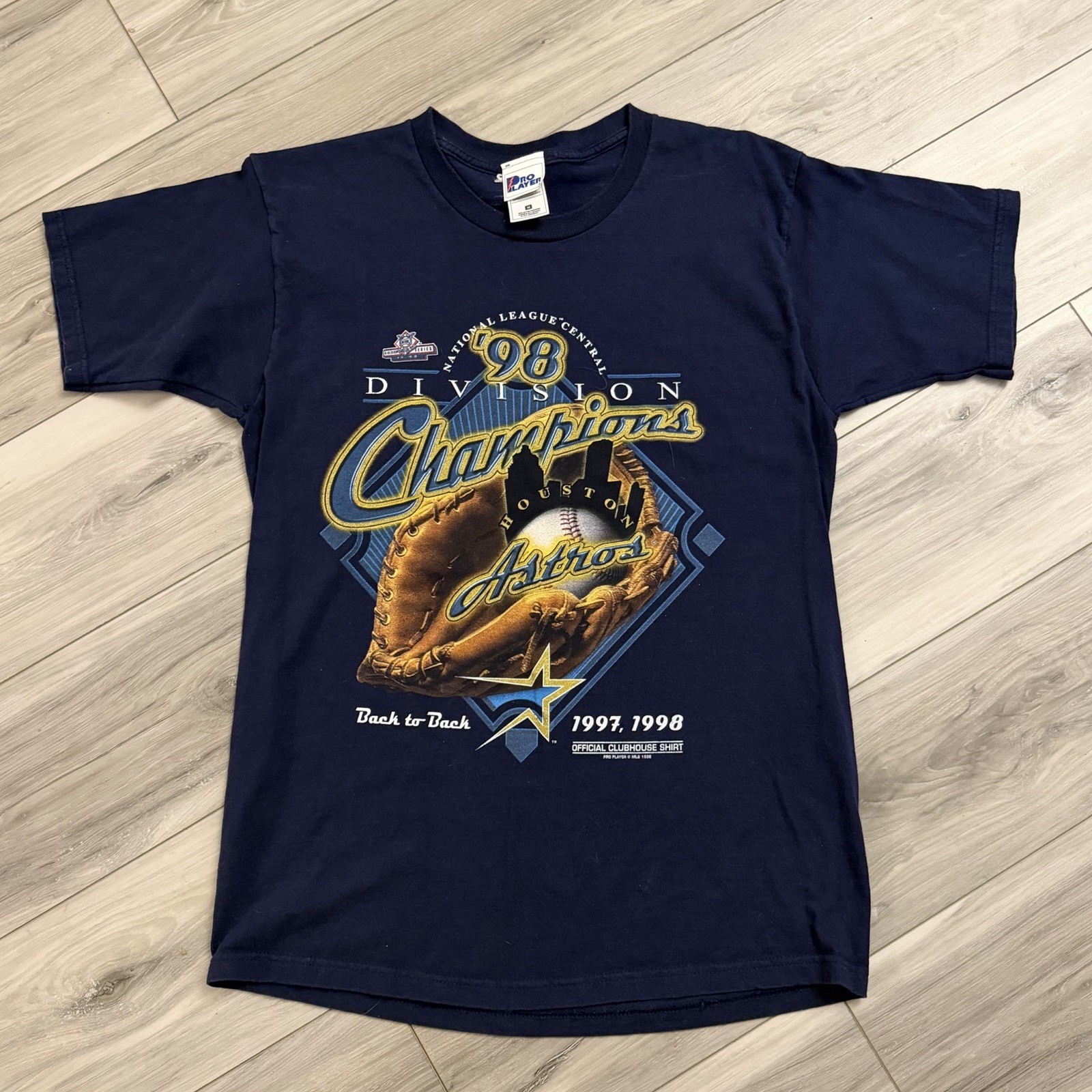 VTG 1998 Houston Astros Division Champions Back to Back Men’s Shirt M VTG 1998 Houston Astros Division Champions Back to Back Men’s Shirt M