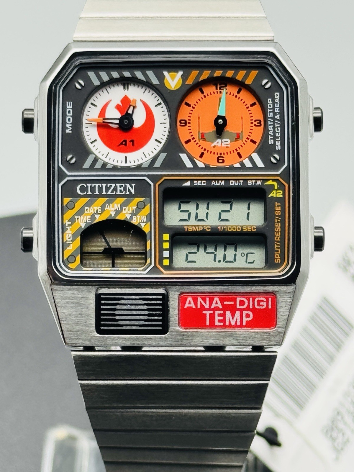 Citizen Watch Star Wars Rebel Pilot Ana Digi Temp Alarm Dual Time NIB JG2108-52W Citizen Watch Star Wars Rebel Pilot Ana Digi Temp Alarm Dual Time NIB JG2108-52W