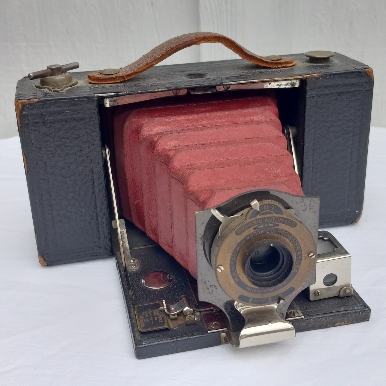 Antique 1909-1915 Kodak No 2 Folding Pocket Brownie Model B Camera 120 Antique 1909-1915 Kodak No 2 Folding Pocket Brownie Model B Camera 120