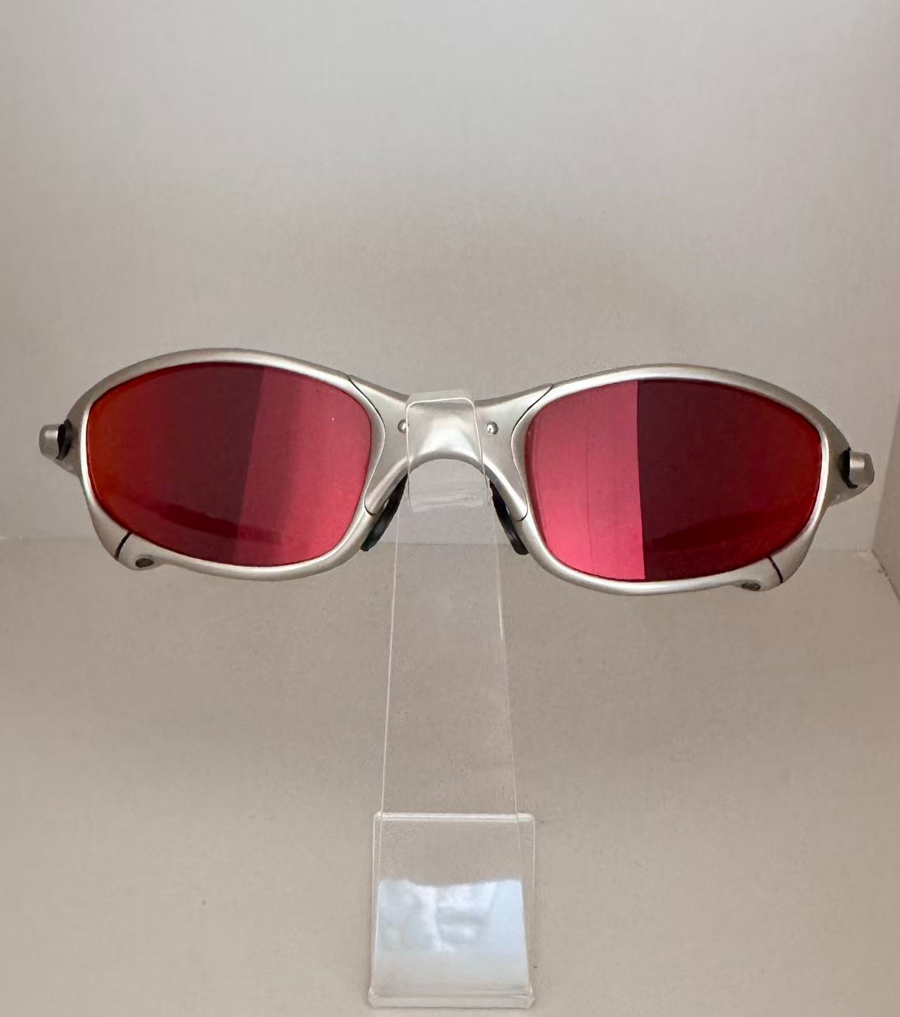 Oakley Juliet 1.0 X Metal Sunglasses, Retro Silver Frame,.Dark Red Polarized Len Oakley Juliet 1.0 X Metal Sunglasses, Retro Silver Frame,.Dark Red Polarized Len