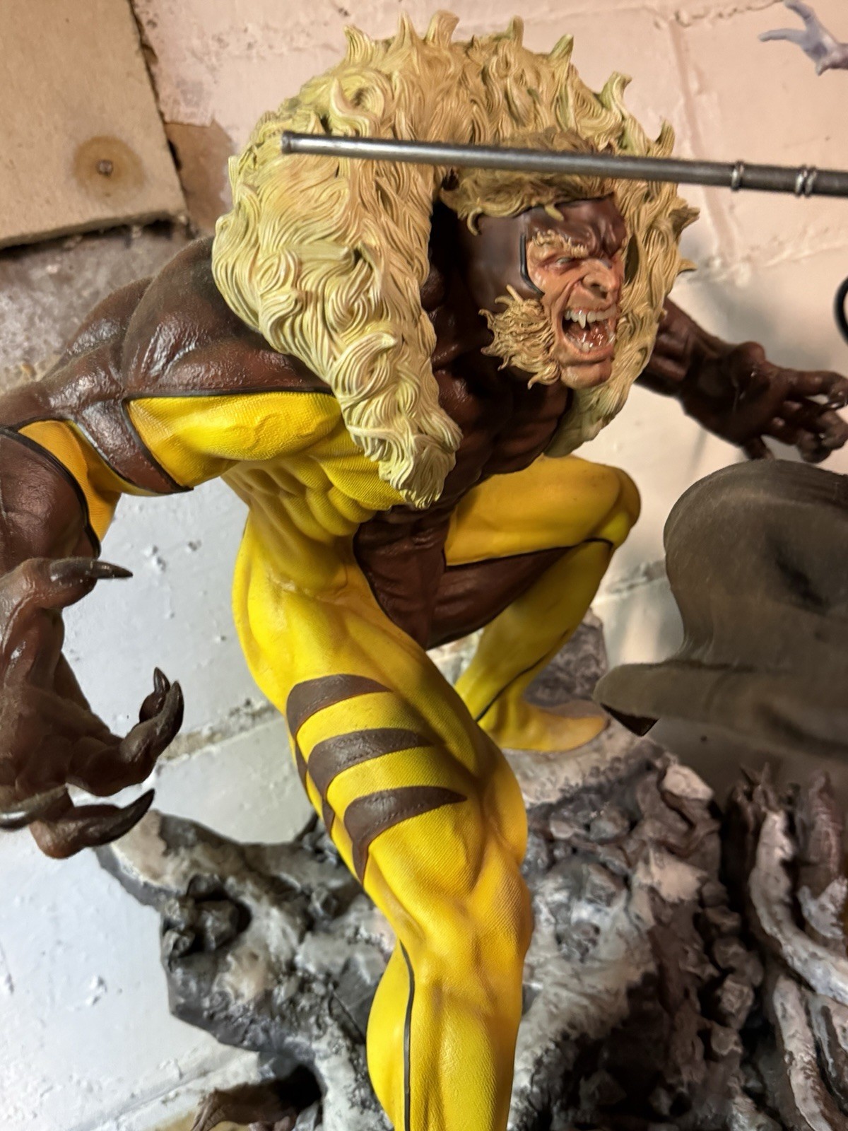 Custom Mac Studios Sabertooth Statue Custom Mac Studios Sabertooth Statue