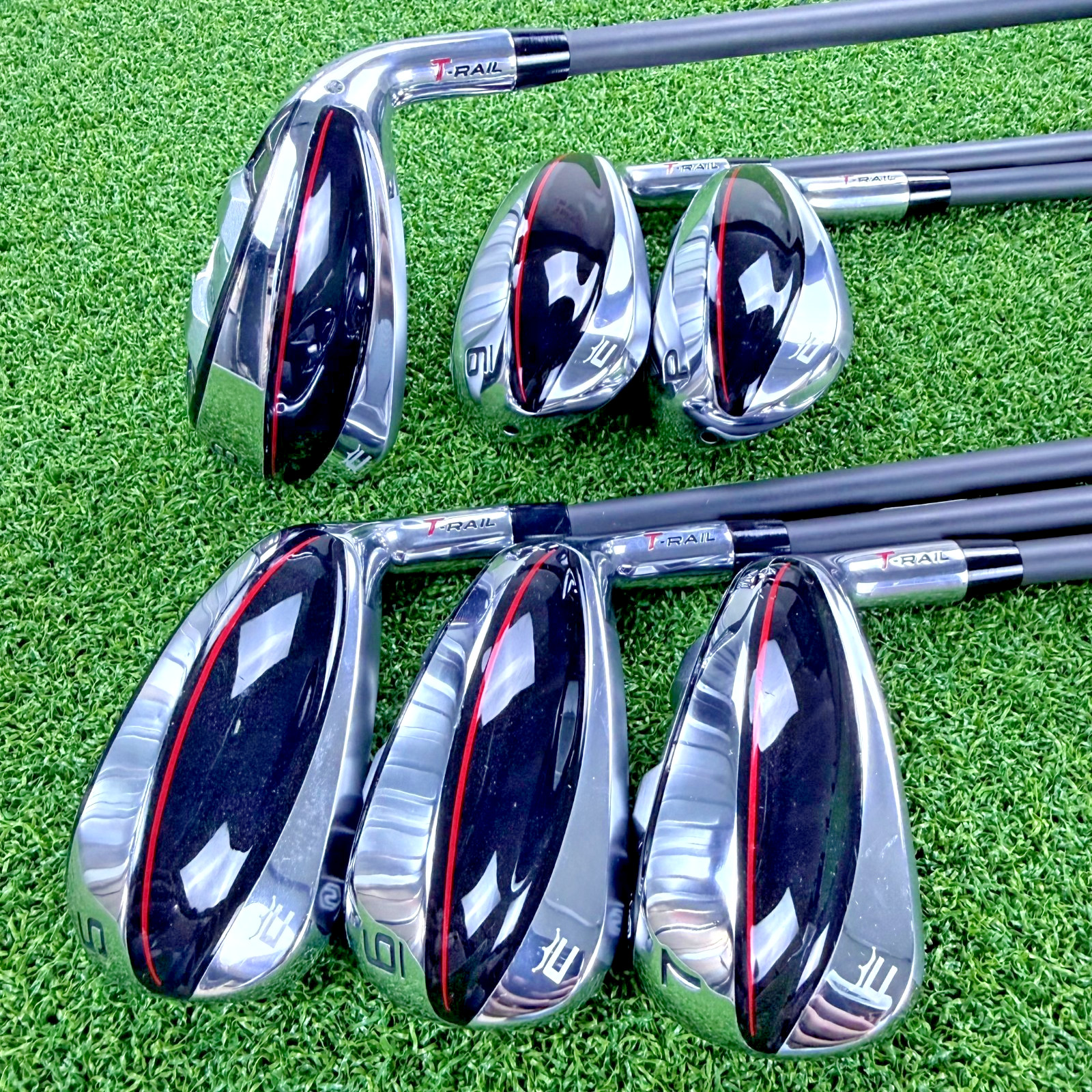 Cobra T-Rail 2023 Iron Set RH 5-PW Cobra Ultralite 45 Senior Shaft Lamkin Grip