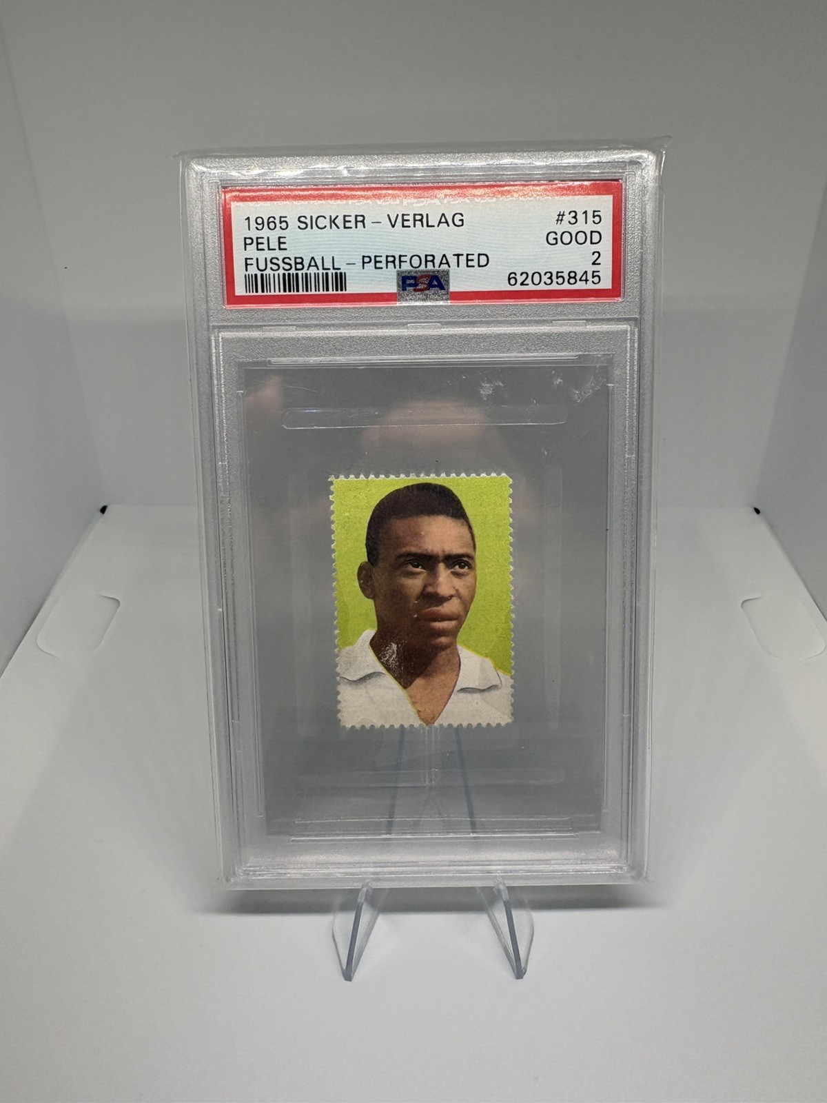 Pele 1965-66 Sicker-Verlag Fussbal - Perforated Soccer #315 PSA 2 Pele 1965-66 Sicker-Verlag Fussbal - Perforated Soccer #315 PSA 2