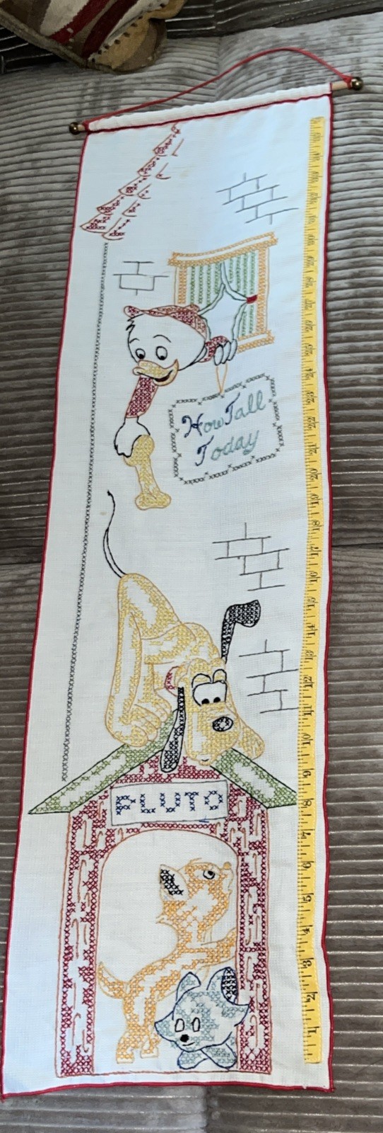 New Retro 1977 Disney Handmade Embroidered Children Growth Chart / 10 1/2\