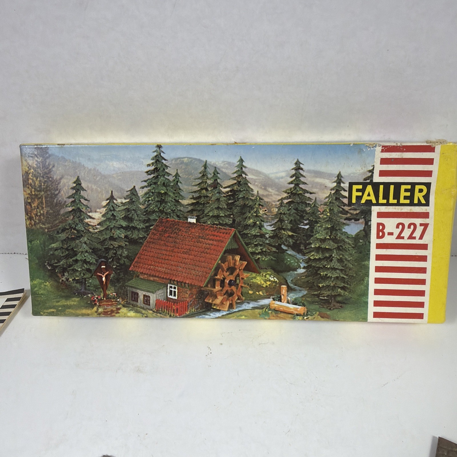 HO Scale Faller Water Mill House Built B-276a