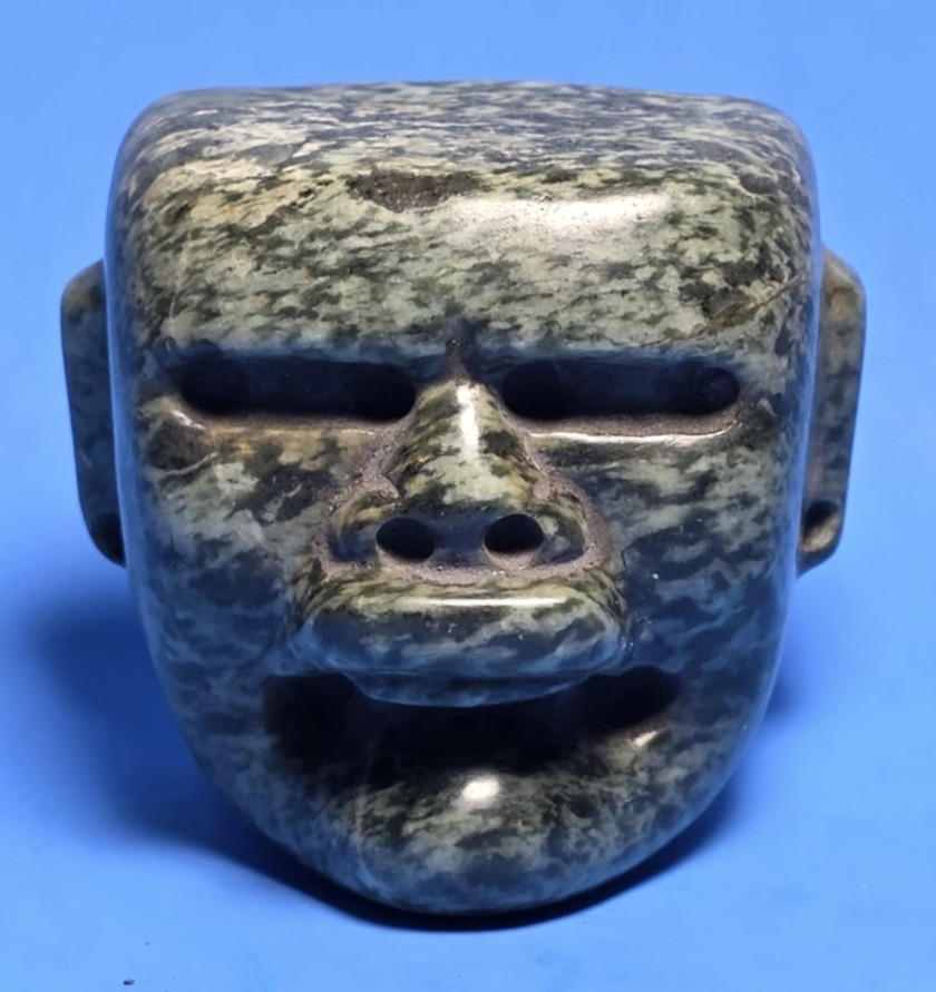 PRE-COLUMBIAN OLMEC JADE JAGUAR TRANSFORMATION FACE PENDANT