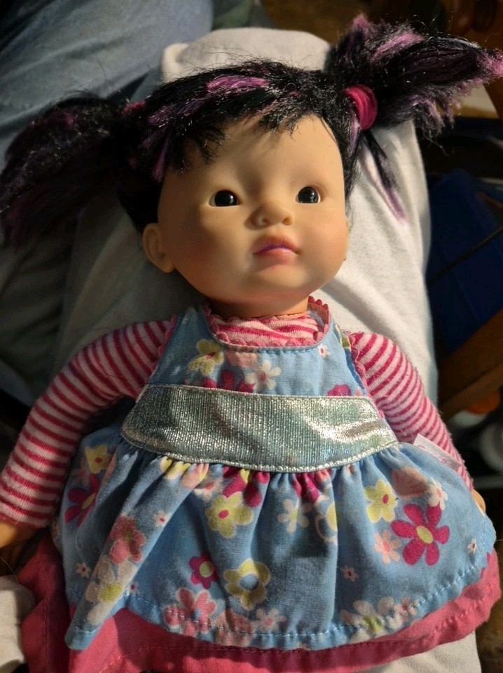 Corolle Asian Doll Licorice Trendies 2008 Les Dollies Corolle Asian Doll Licorice Trendies 2008 Les Dollies