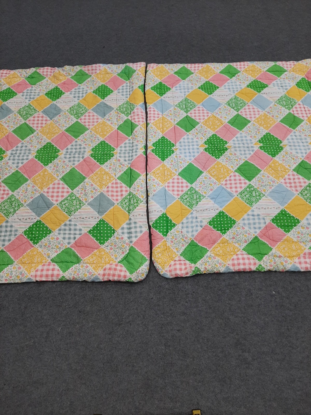 2 Scarce 1970s Sears COUNTRY PATCH Patchwork Twin 2 Sided Comforters 61\