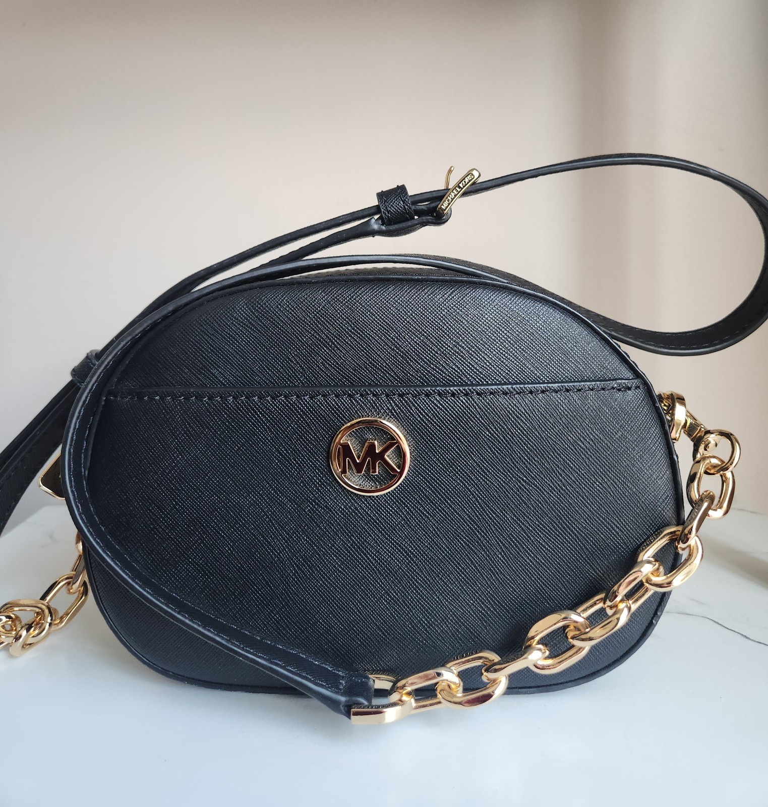 Michael Kors Black Saffiano Leather Crossbody Bag with Gold Chain Michael Kors Black Saffiano Leather Crossbody Bag with Gold Chain