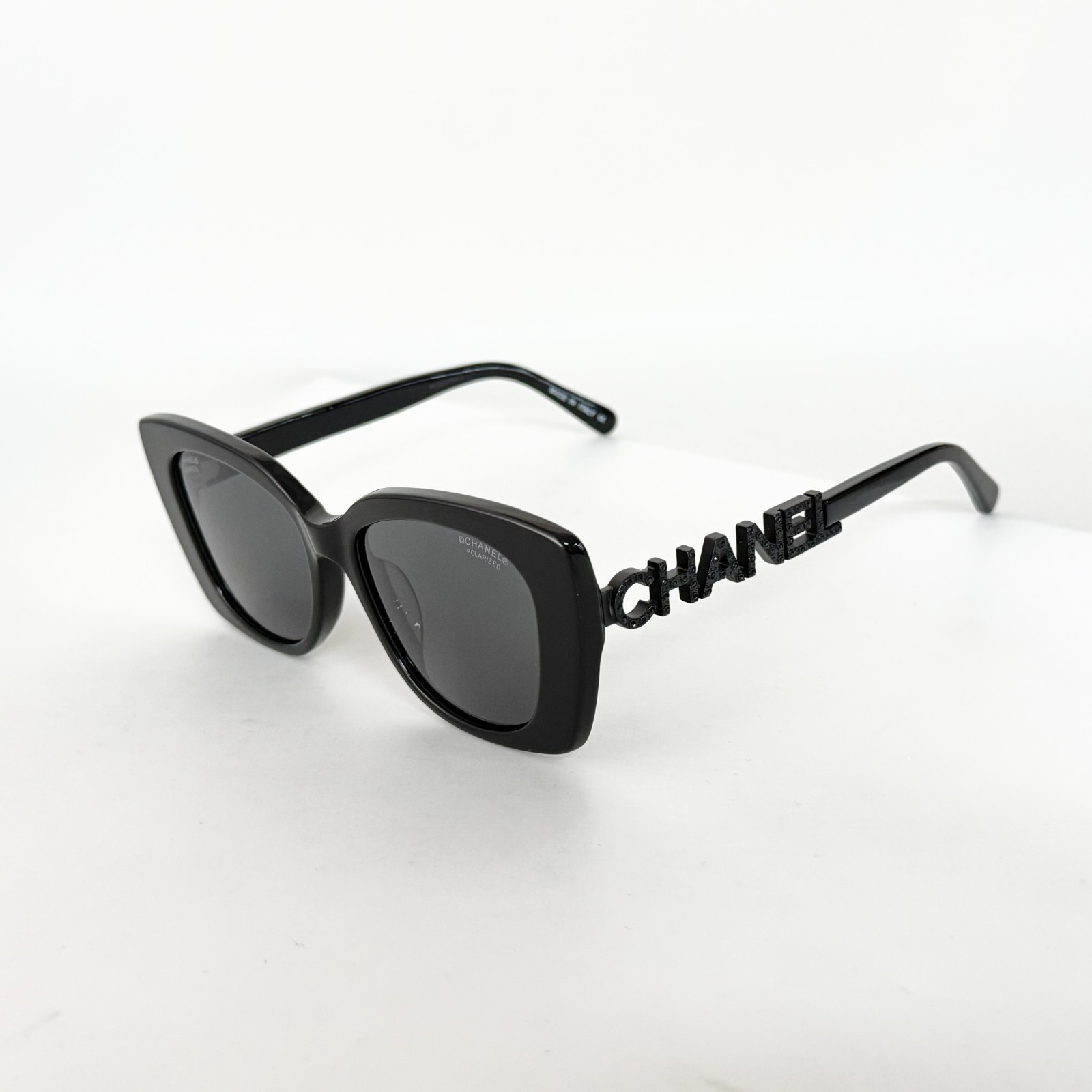 CHANEL CH5422B Polarized Sunglasses Black Dark Grey Lens Unisex 53-17-145 CHANEL CH5422B Polarized Sunglasses Black Dark Grey Lens Unisex 53-17-145