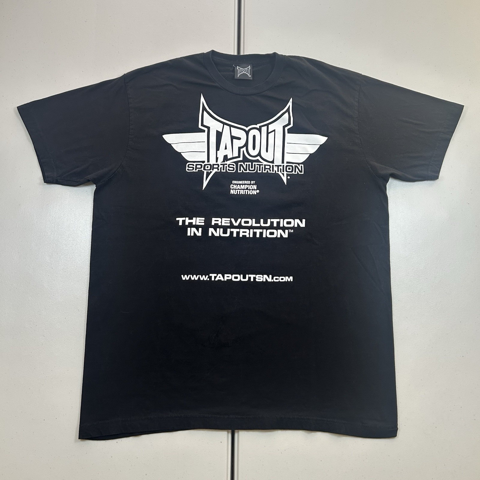 Vintage y2k Tapout Sports Nutrition Graphic T Shirt Men\'s Size XL MMA Grunge Vintage y2k Tapout Sports Nutrition Graphic T Shirt Men\'s Size XL MMA Grunge