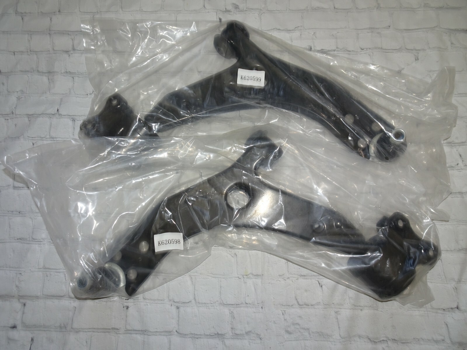 TUCAREST 2Pcs K620598 K620599 Left Right Front Lower Control Arm And Ball Joint 
