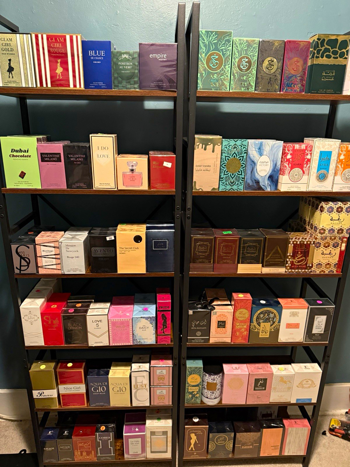 Wholesale Mixed Lot Assorted Boxed Perfumes Fragrances Cologne, Multiple Brands Wholesale Mixed Lot Assorted Boxed Perfumes Fragrances Cologne, Multiple Brands