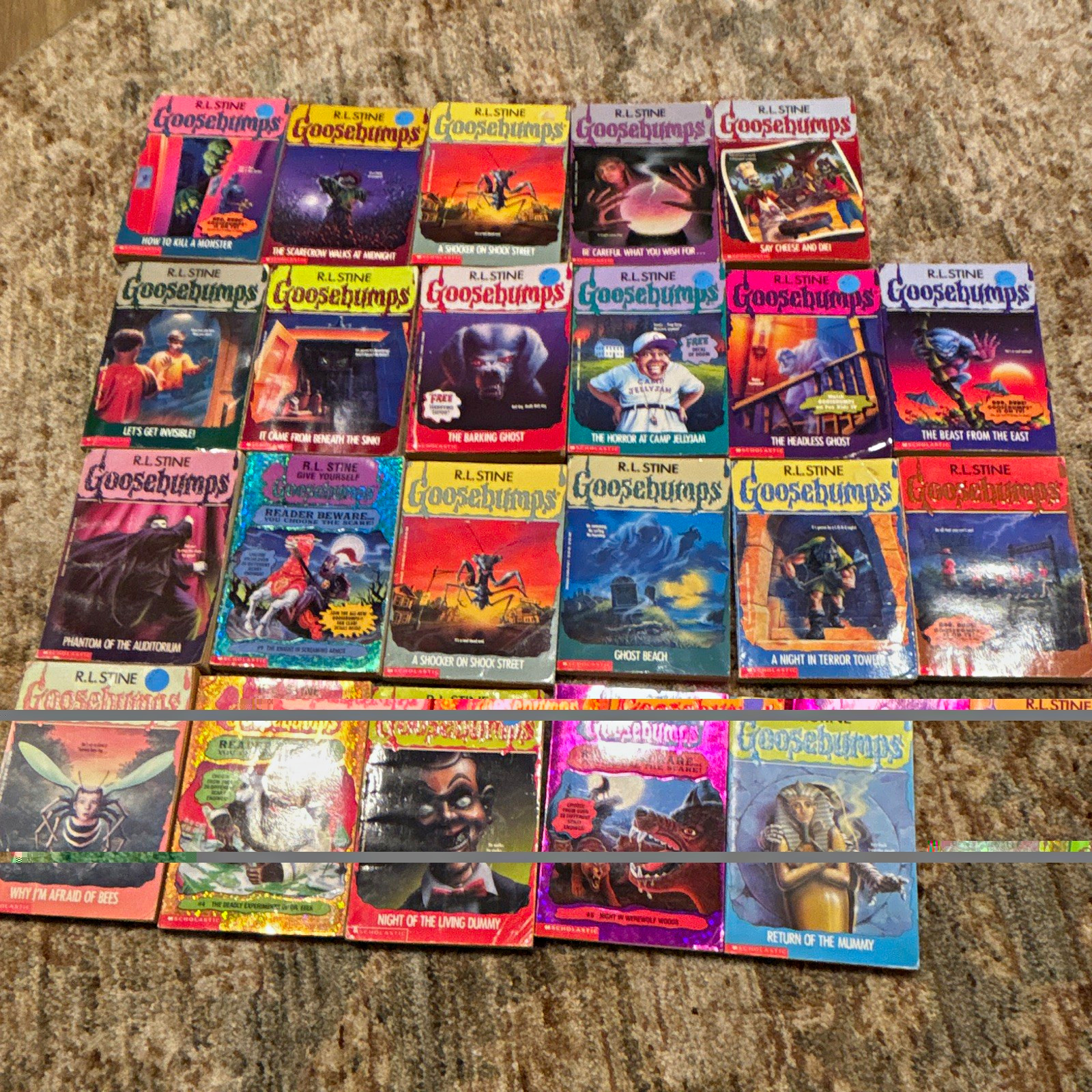 R.L. Stine Goosebumps Paperback Book Lot Scholastic 1990s English Horror