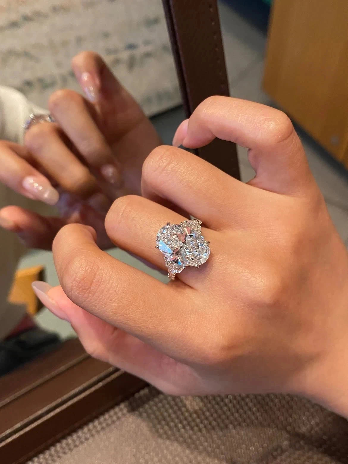 Premium 6.35Ct Oval cut Natural Diamond Engagement Ring 14K Solid White Gold Premium 6.35Ct Oval cut Natural Diamond Engagement Ring 14K Solid White Gold