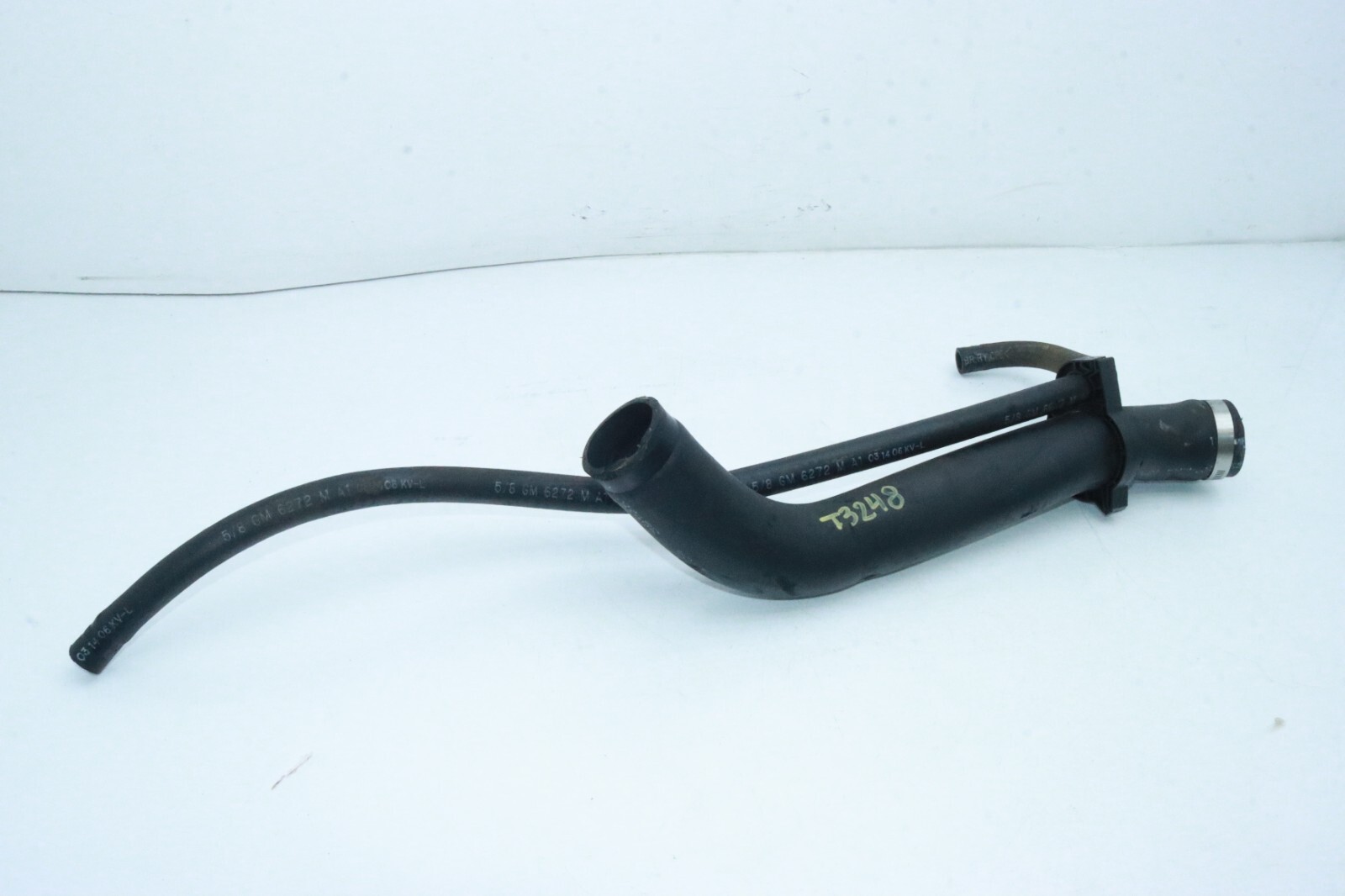 06-10 SILVERADO SIERRA LBZ LMM 6.6L UPPER RADIATOR COOLANT INLET HOSE T3248