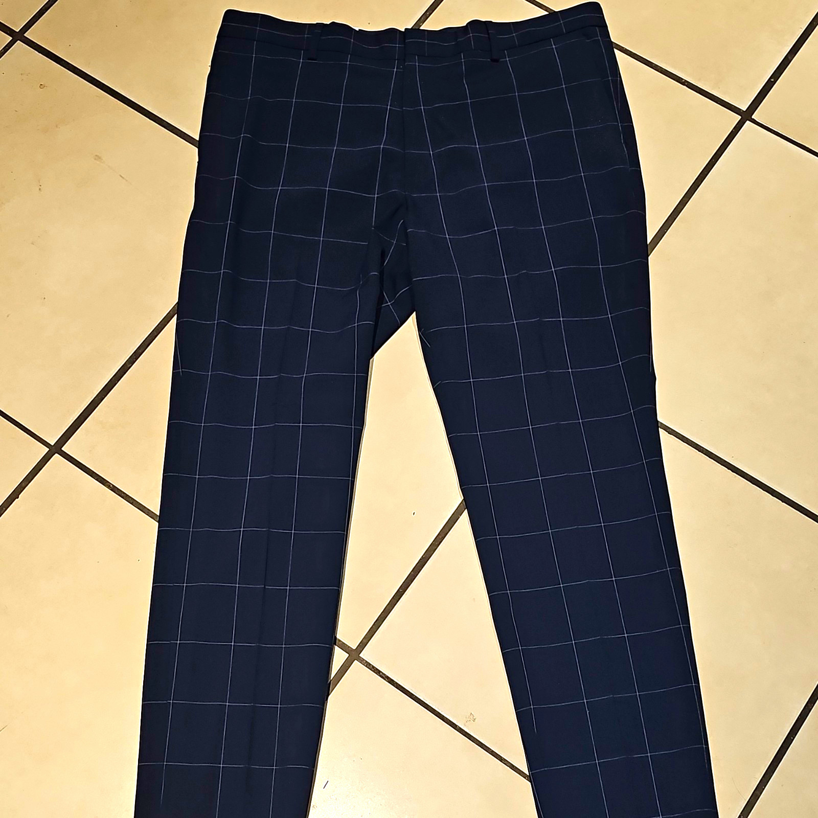 H&M Men\'s Blue Check Dress Pants Slim Fit Regular Size 38 Waist 38 in H&M Men\'s Blue Check Dress Pants Slim Fit Regular Size 38 Waist 38 in