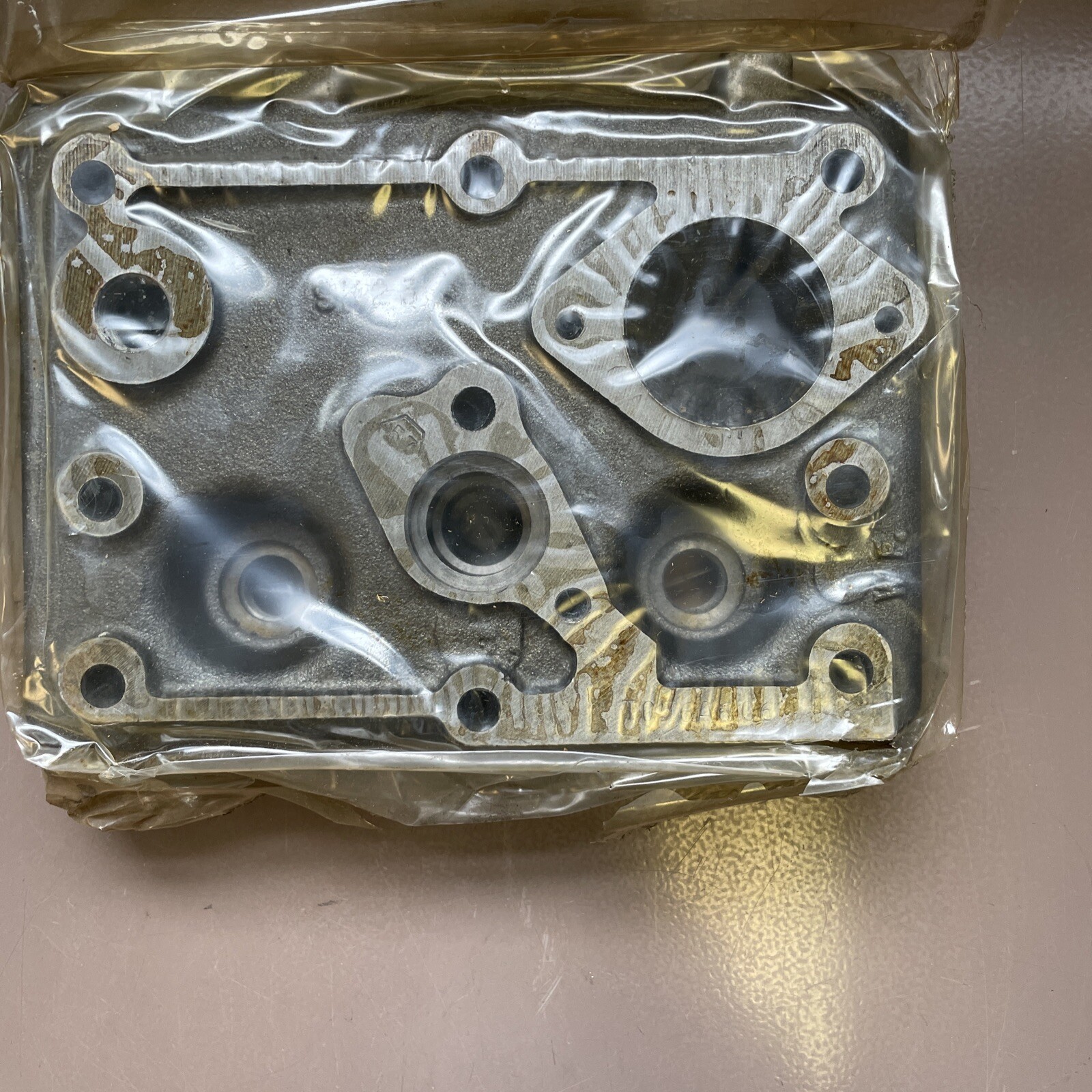 Teledyne Continental Motors Cylinder Head TC56A 606 or 9K23 Sealed NOS Teledyne Continental Motors Cylinder Head TC56A 606 or 9K23 Sealed NOS