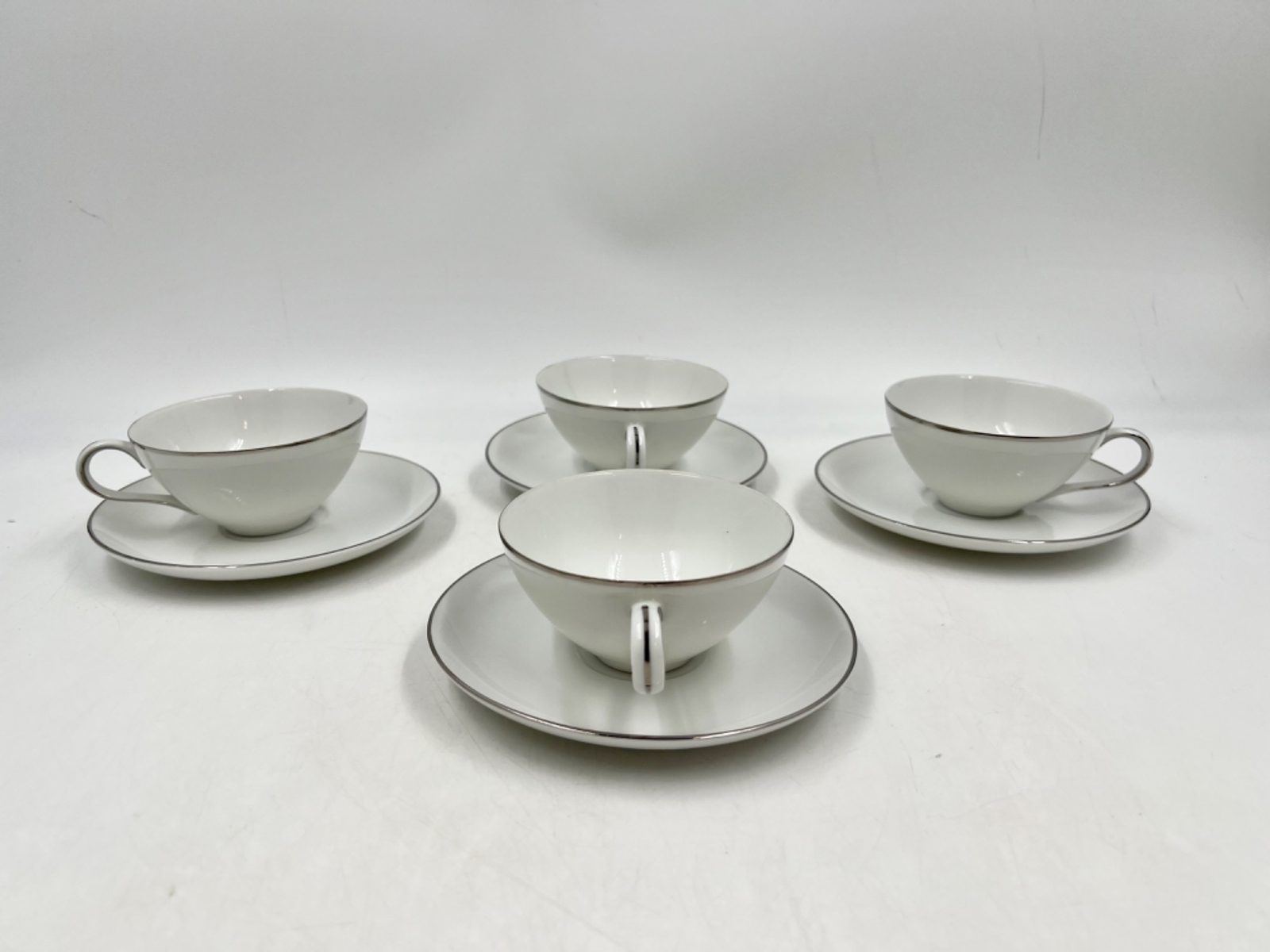 8 Pc VTG Royal M by Mitashoten Cup & Saucer-Platinum Knight M109-Wedding/Formal 8 Pc VTG Royal M by Mitashoten Cup & Saucer-Platinum Knight M109-Wedding/Formal