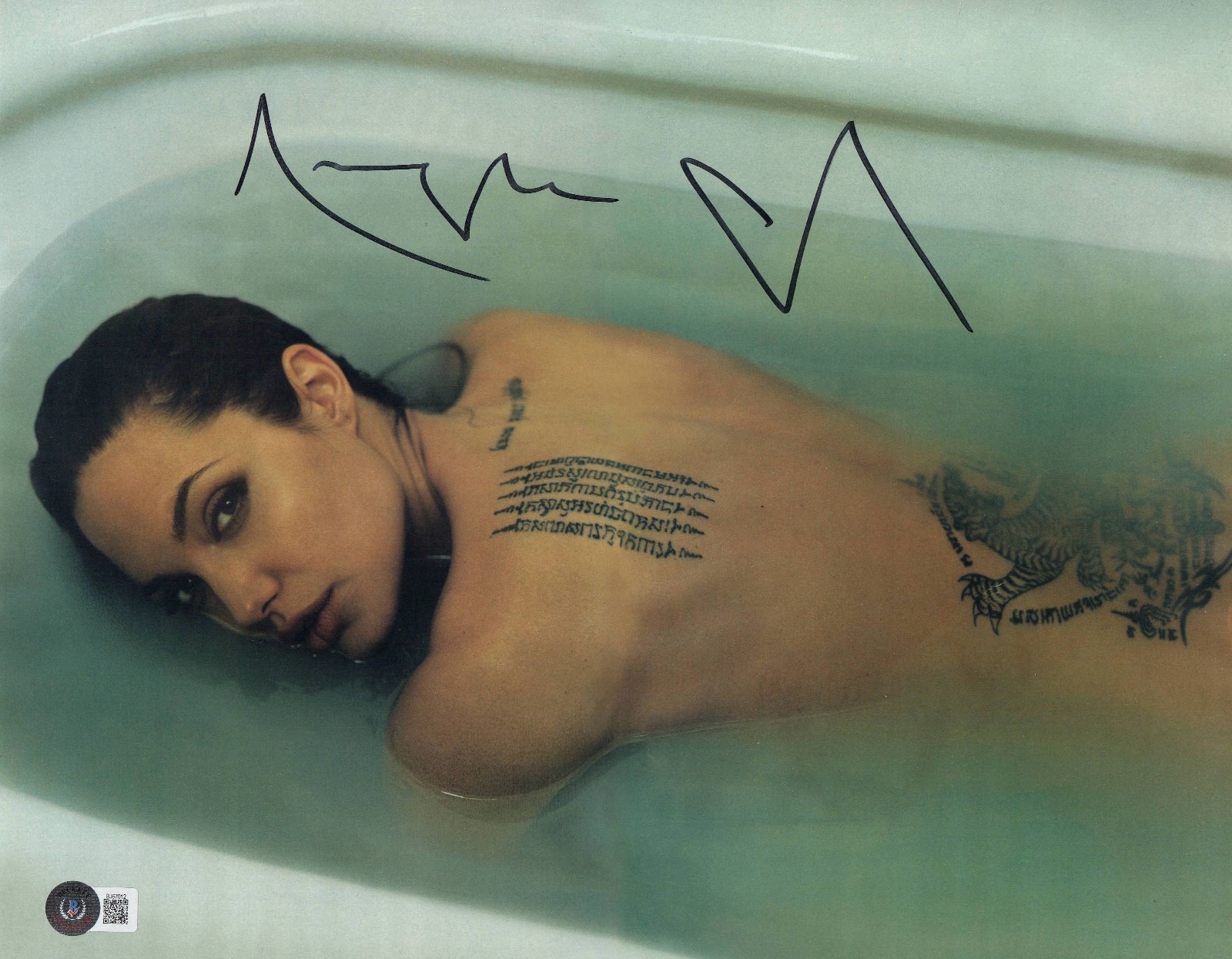 W@W SEXY ANGELINA JOLIE SIGNED AUTOGRAPH 11X14 PHOTO BECKETT BAS