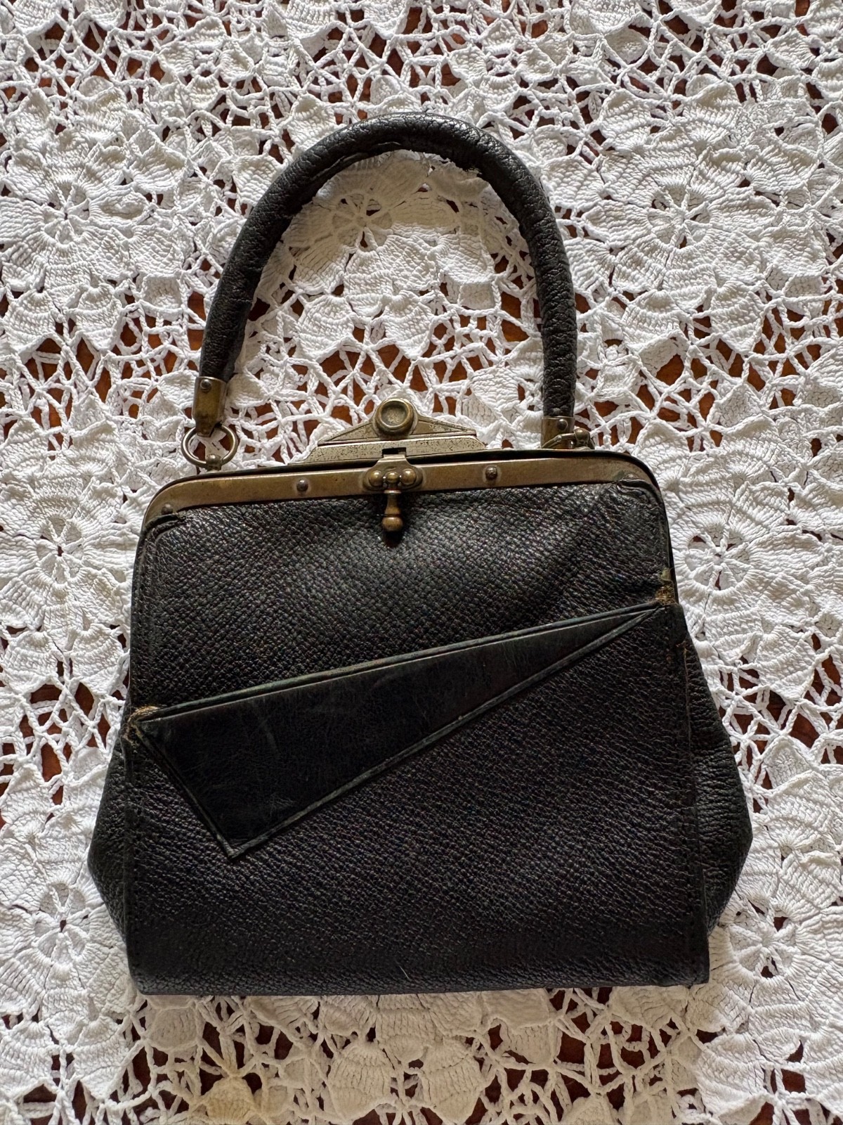 1920’s Victorian Morning Leather Purse - Black 1920’s Victorian Morning Leather Purse - Black