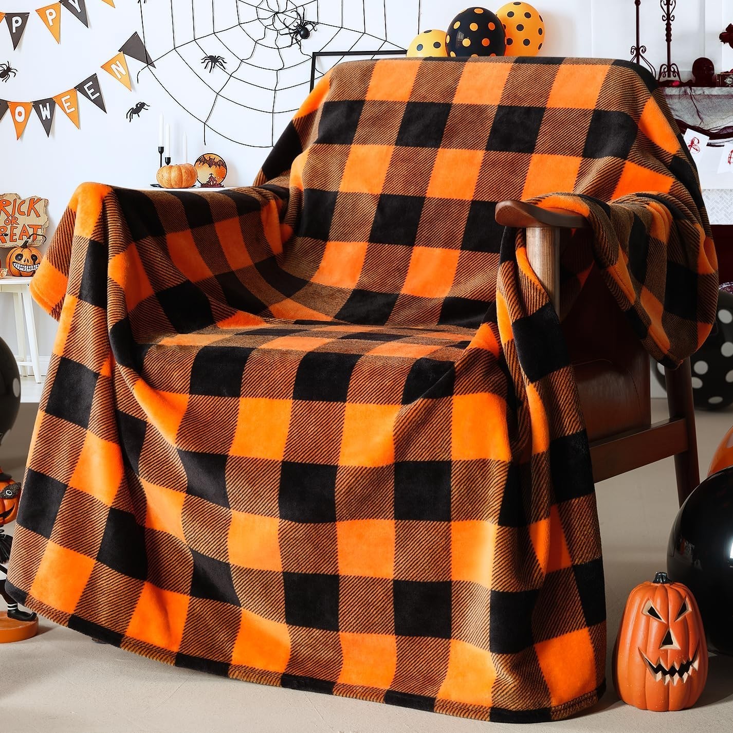 🎃 Halloween Buffalo Plaid Fleece Throw Blanket Orange Black Soft Cozy Fall Deco