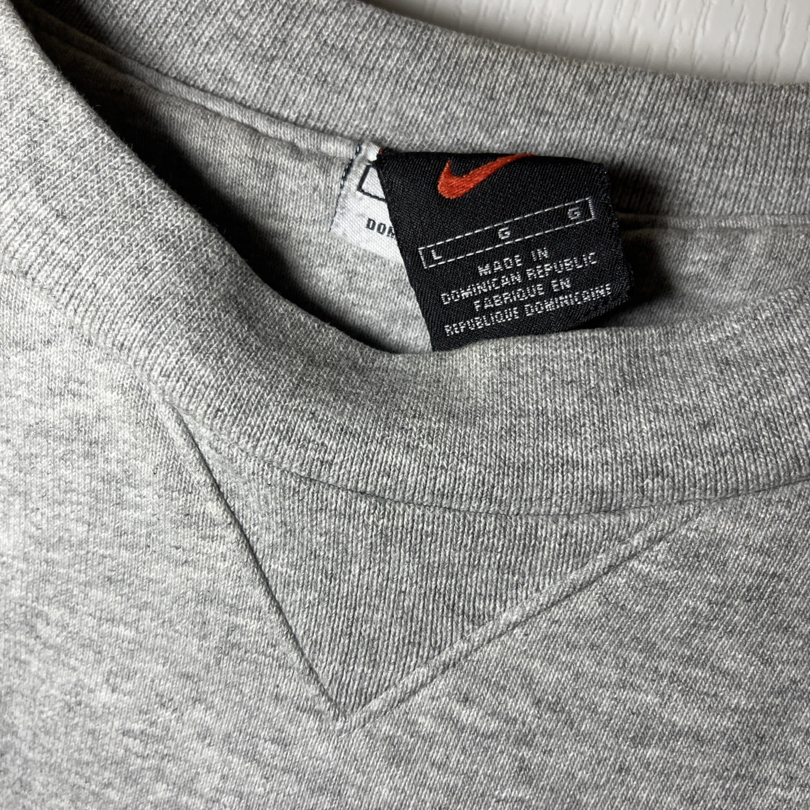 Vintage Nike Sweatshirt Mens Large Gray Fleece Pullover Crewneck Swoosh Y2K 90s Vintage Nike Sweatshirt Mens Large Gray Fleece Pullover Crewneck Swoosh Y2K 90s