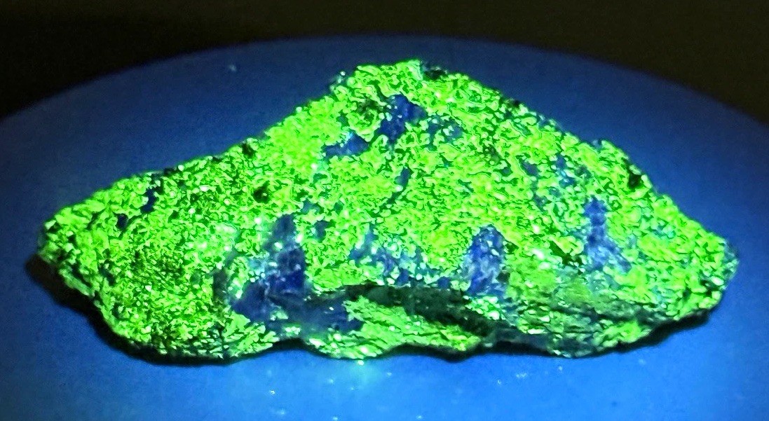 RADIANT Willemite & Hardystonite Fluorescent Mineral Specimen from Franklin, NJ