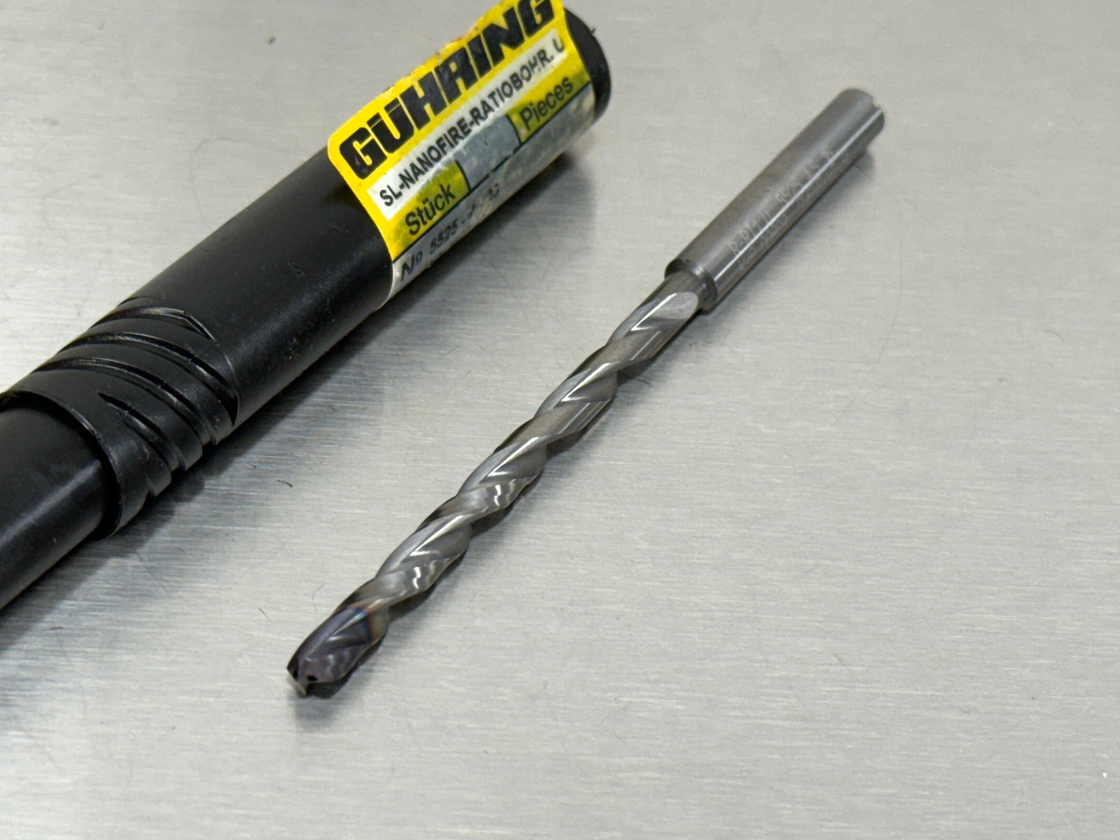 Guhring 4.5mm #16 Solid Carbide Drill Coolant Through 12xD 5525 RT 100U Guhring 4.5mm #16 Solid Carbide Drill Coolant Through 12xD 5525 RT 100U
