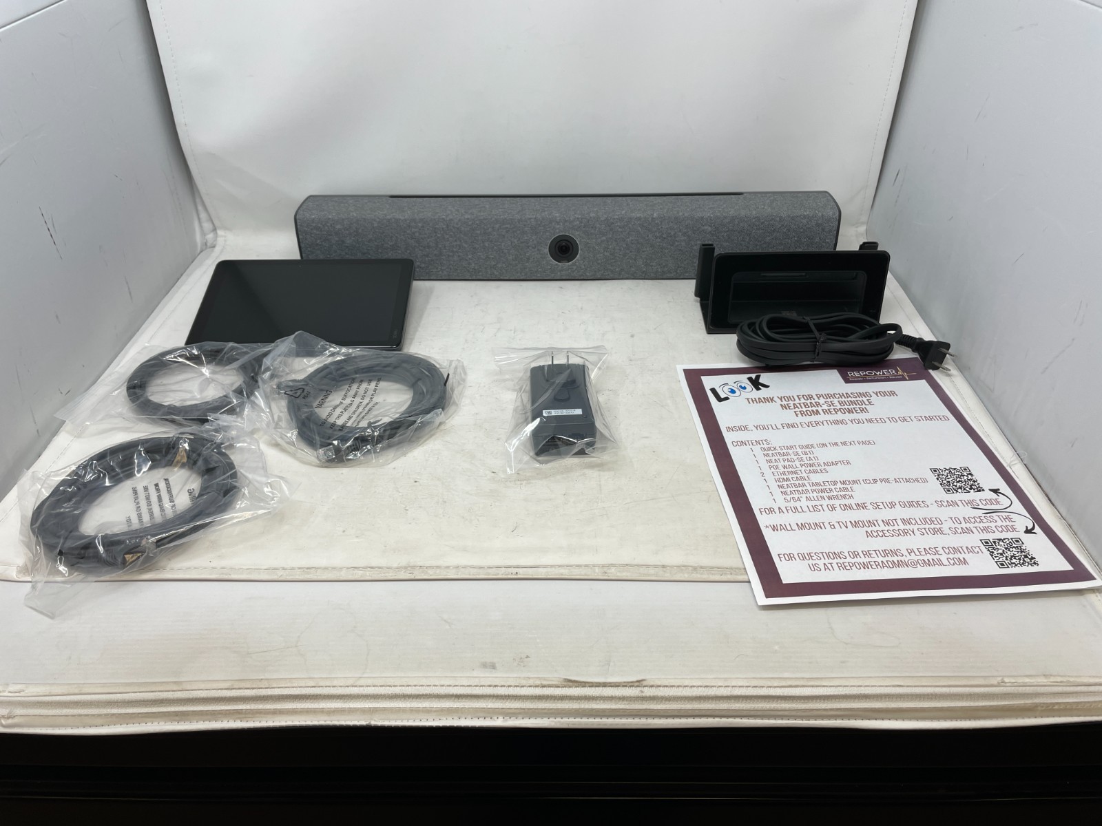 Good Condition - Neat Neatbar-SE B1 Conferencing Bar + Neatpad-SE A1 Touch Panel Good Condition - Neat Neatbar-SE B1 Conferencing Bar + Neatpad-SE A1 Touch Panel