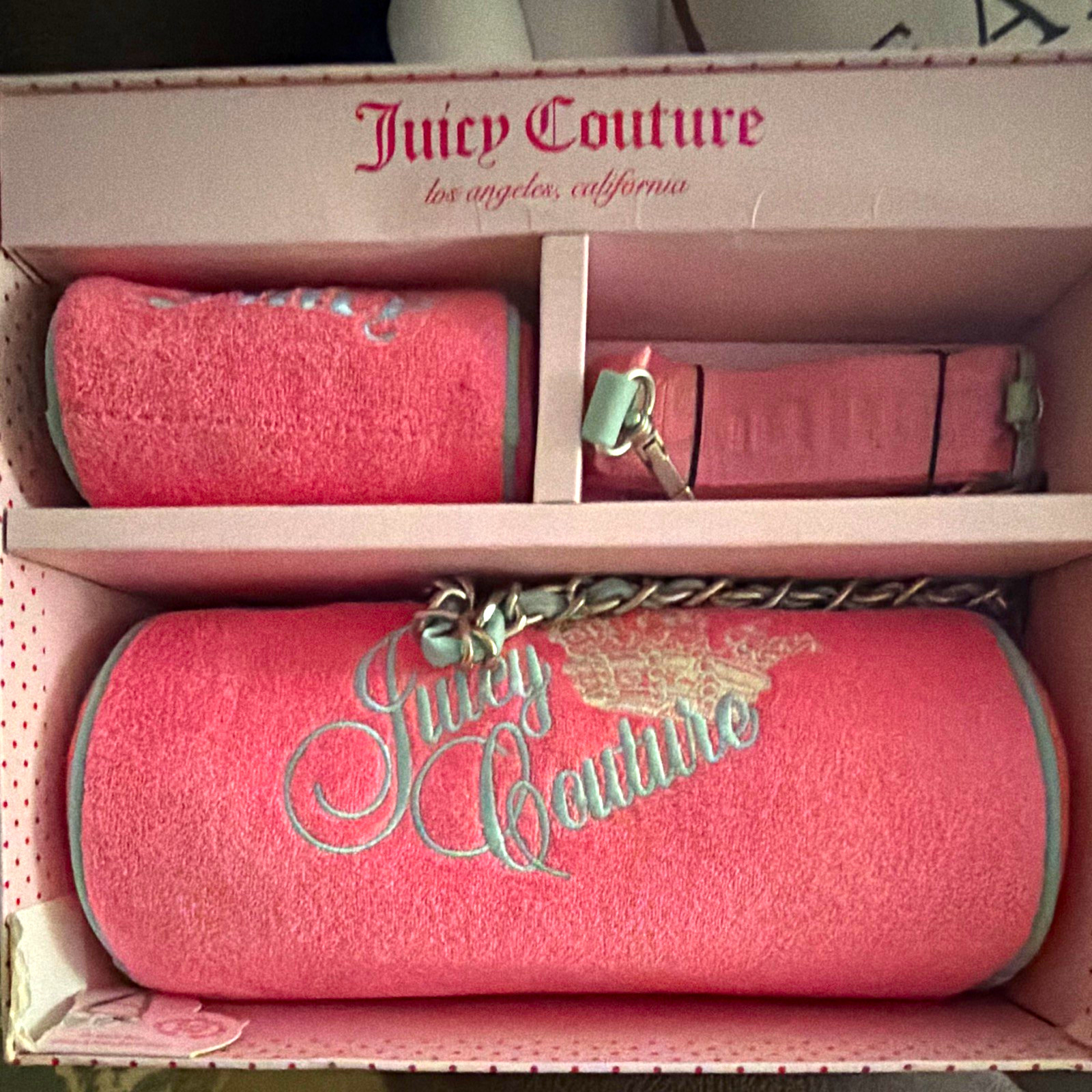 Juicy Couture Pink Women’s Accessory Set w/ Embroidered Logo & Chain Accents Juicy Couture Pink Women’s Accessory Set w/ Embroidered Logo & Chain Accents