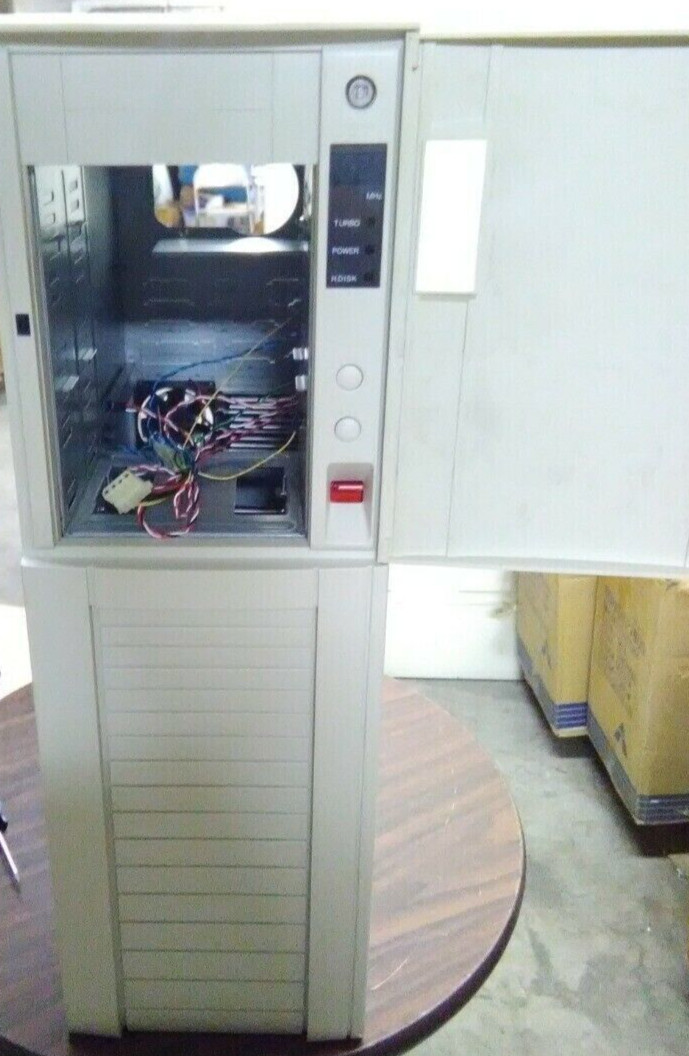 Vintage Retro PC Case Beige Computer Case AT Retro Tower White Wheels FULL NEW
