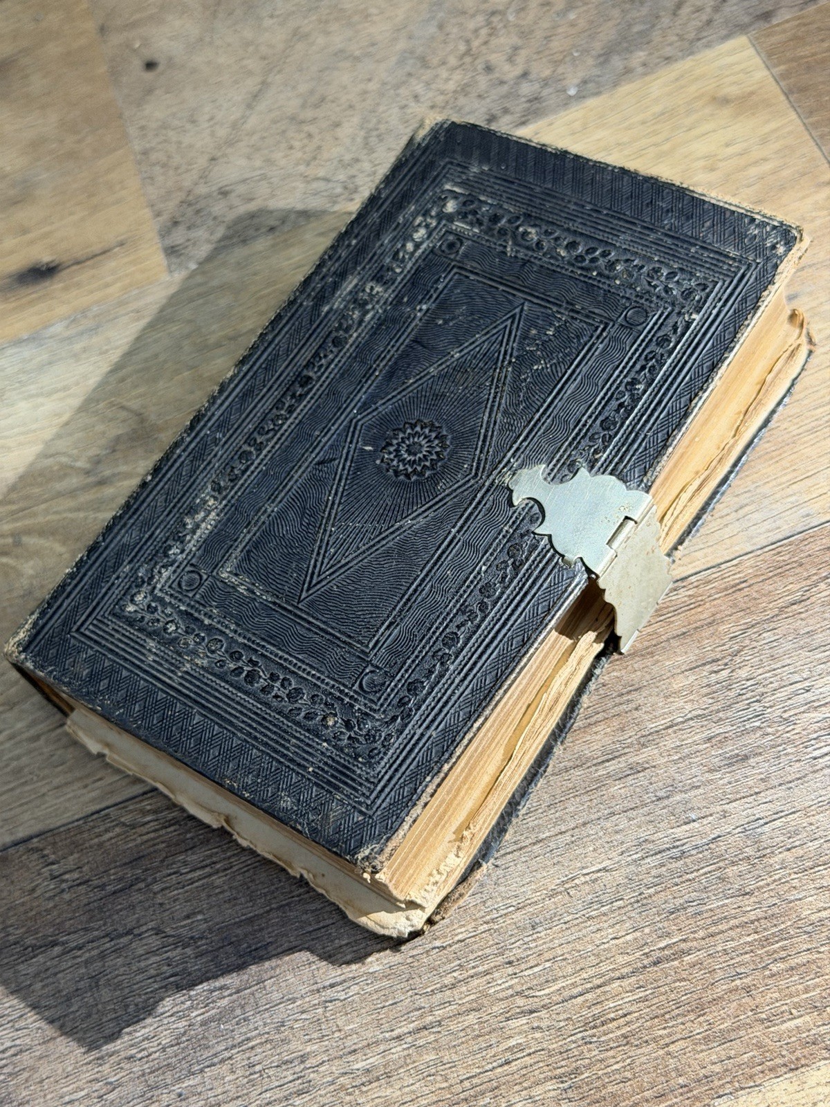 Antique 1849 Oxford Holy Bible Black Leather Embossed Binding Metal Clasp KJV